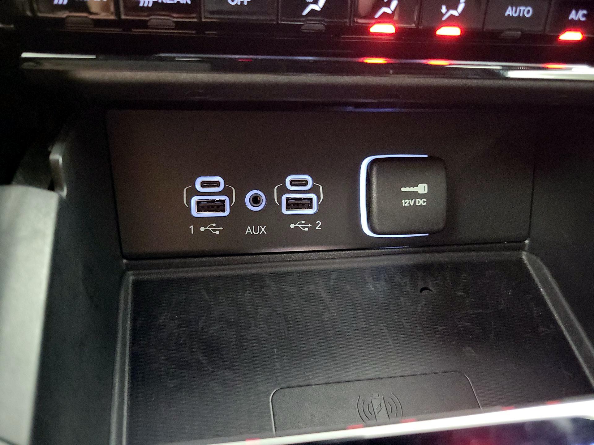 Thumbnail: 2024 Jeep Grand Cherokee - 19