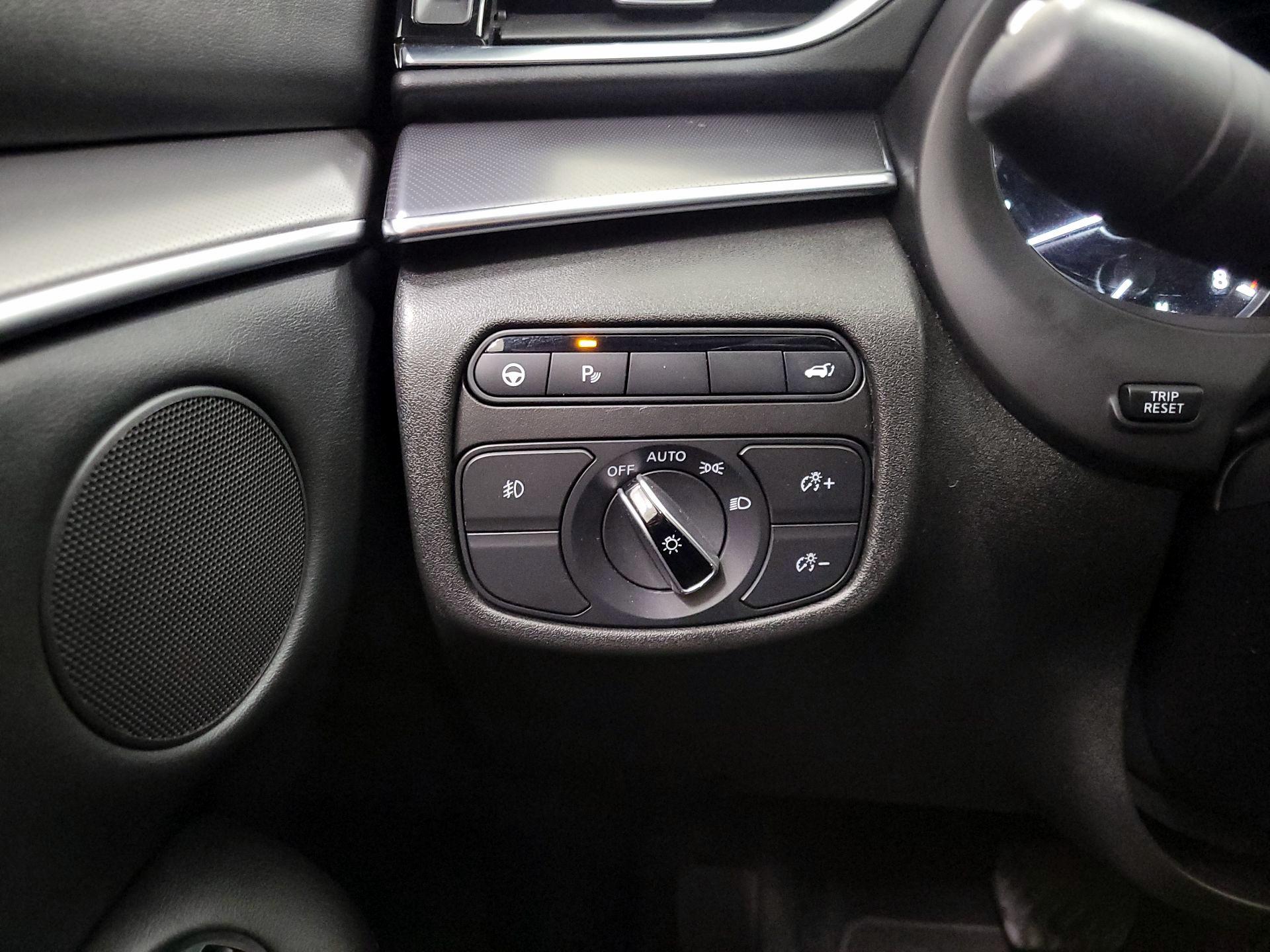 Thumbnail: 2023 INFINITI QX55 - 13