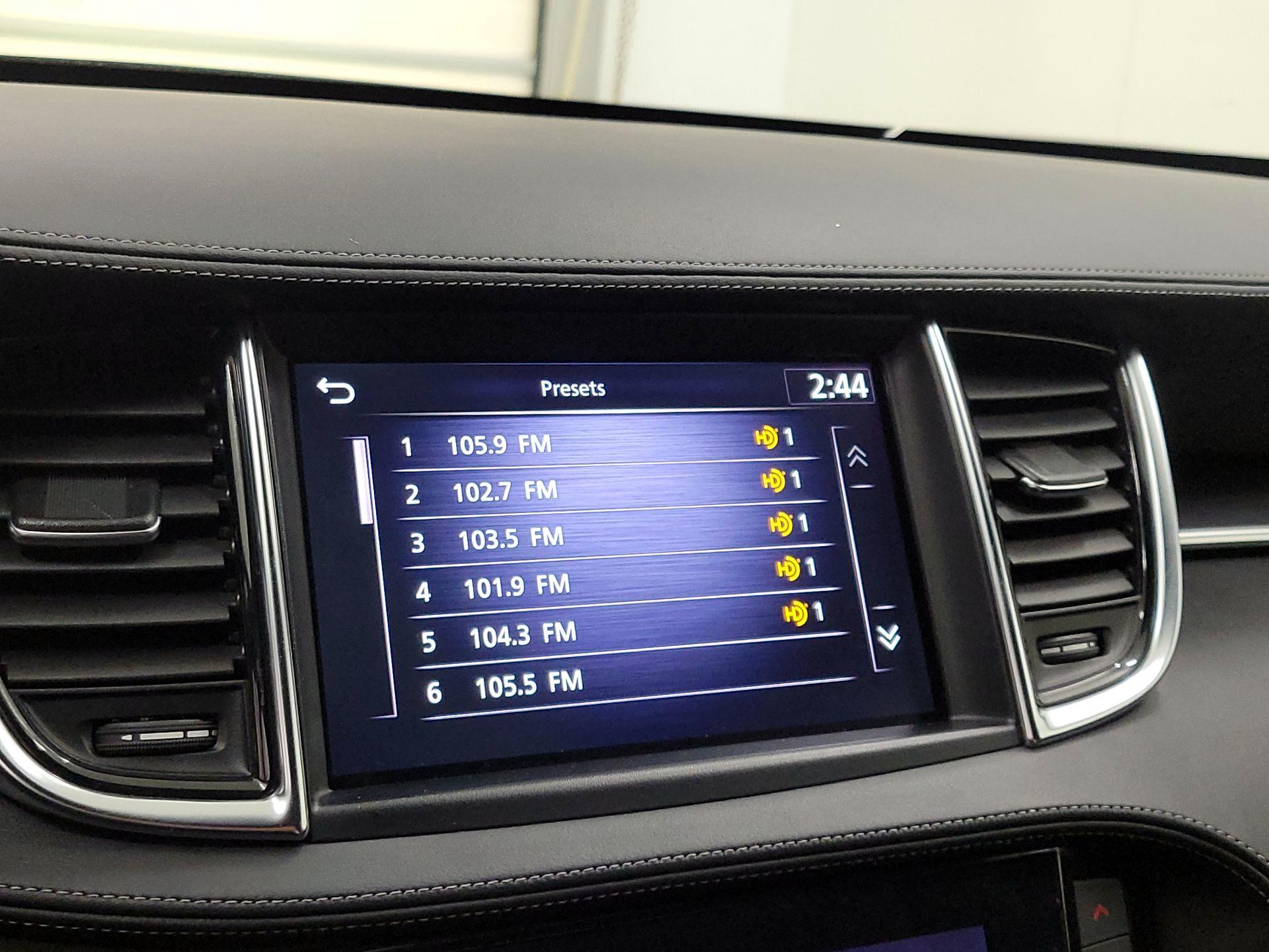 Thumbnail: 2023 INFINITI QX55 - 15