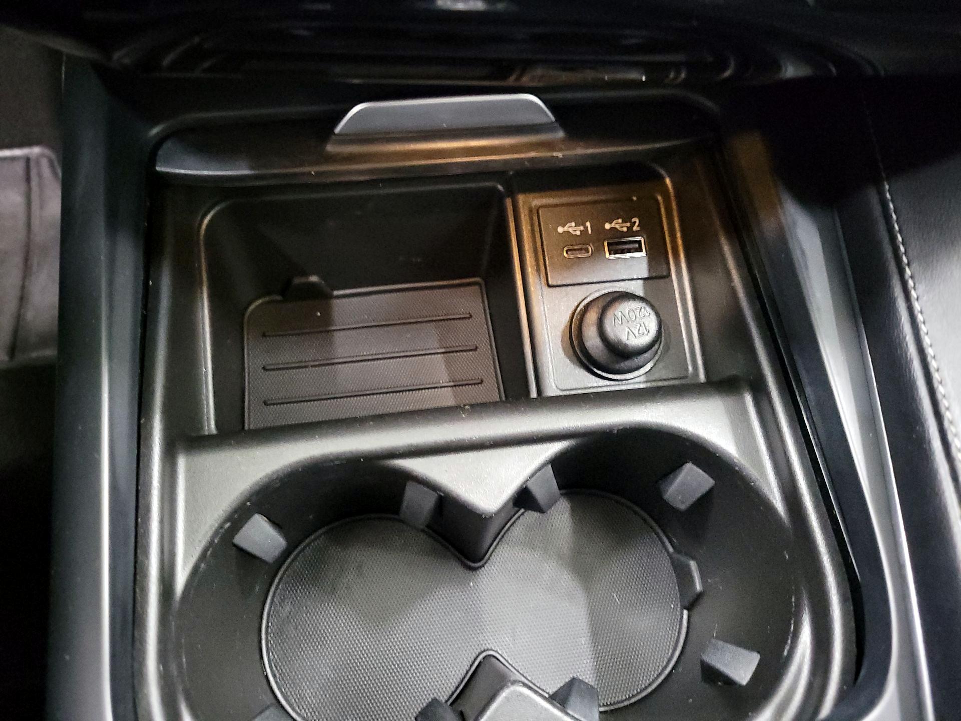 Thumbnail: 2023 INFINITI QX55 - 18