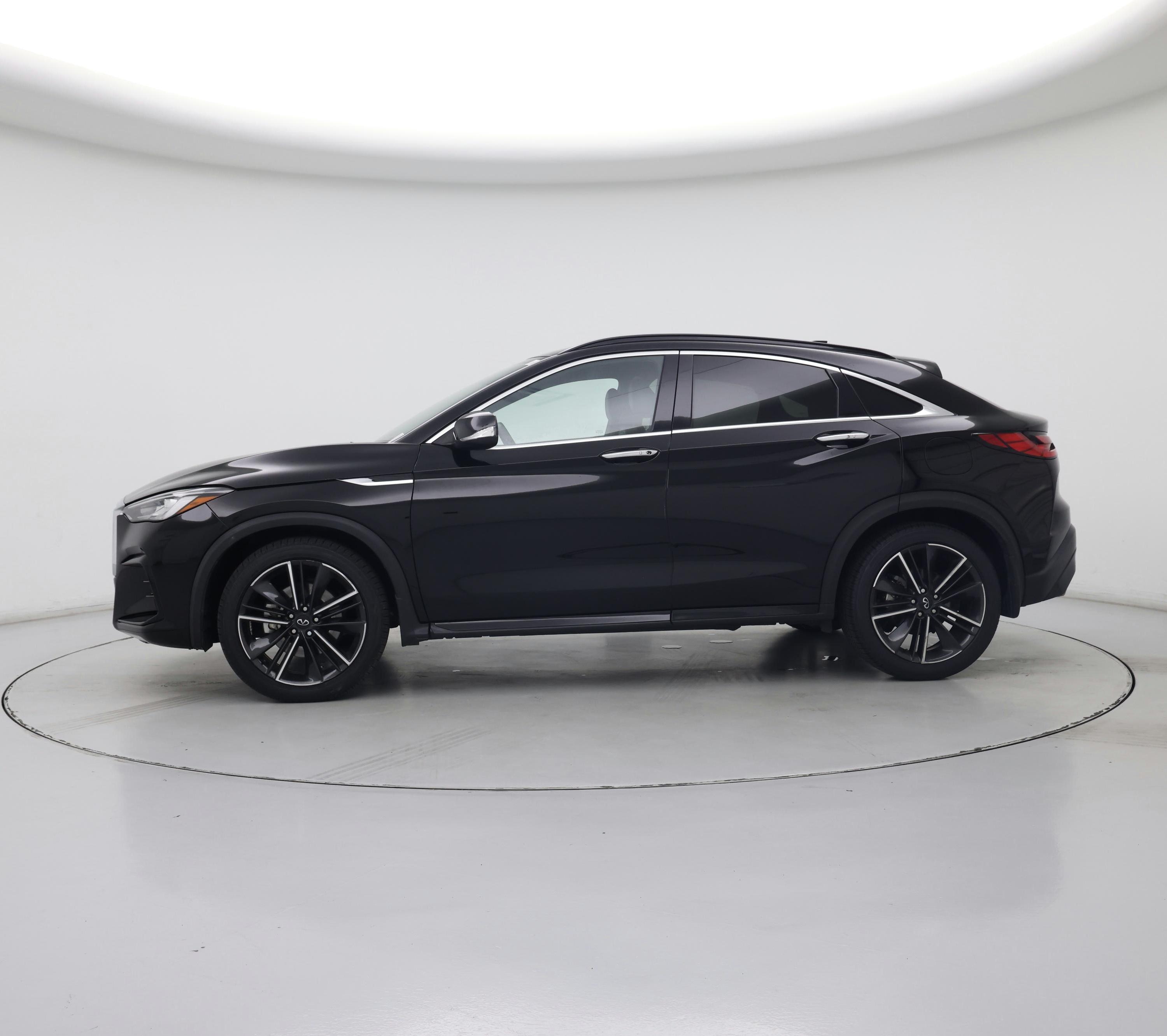 Thumbnail: 2023 INFINITI QX55 - 3