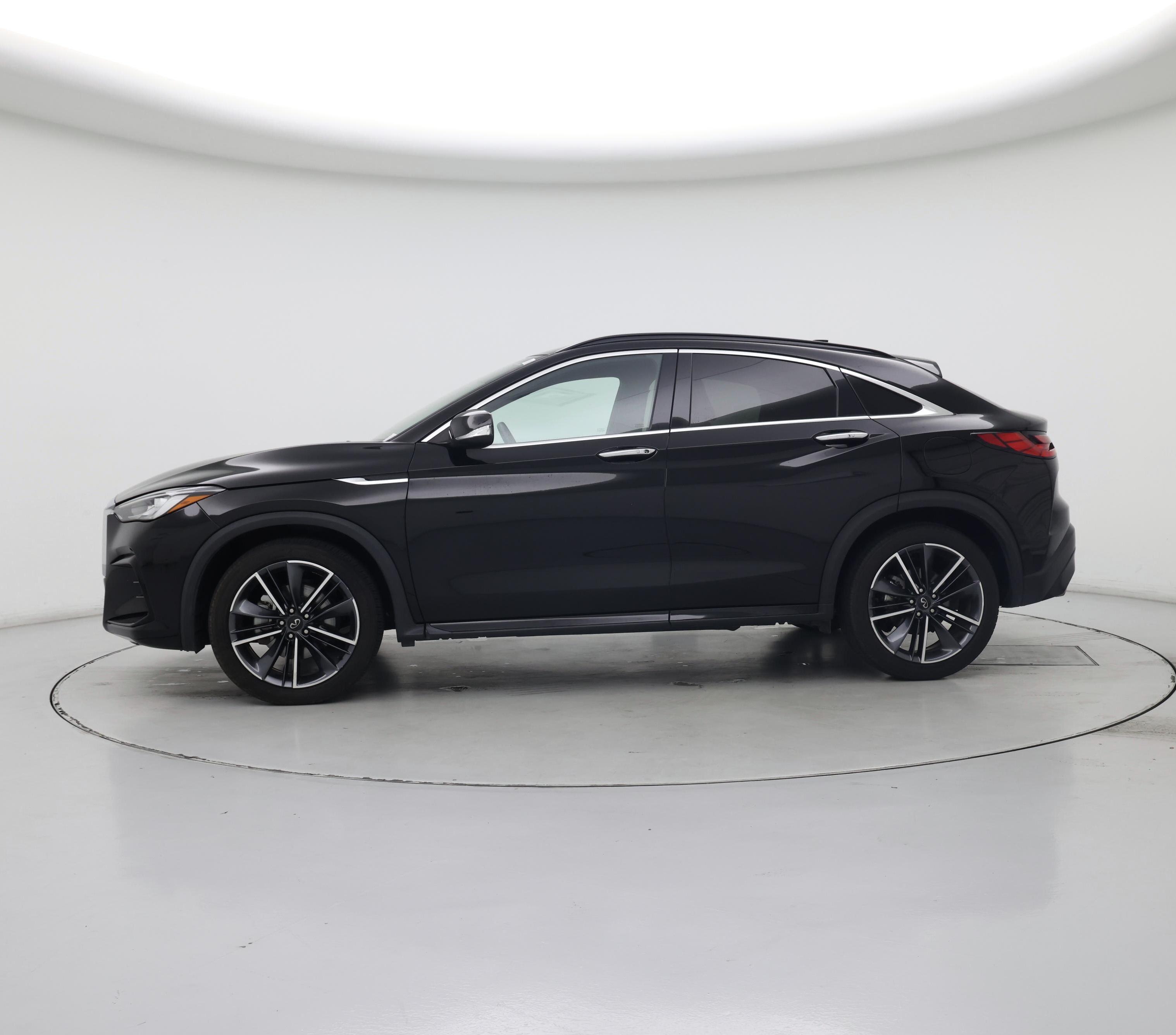 Thumbnail: 2024 INFINITI QX55 - 3