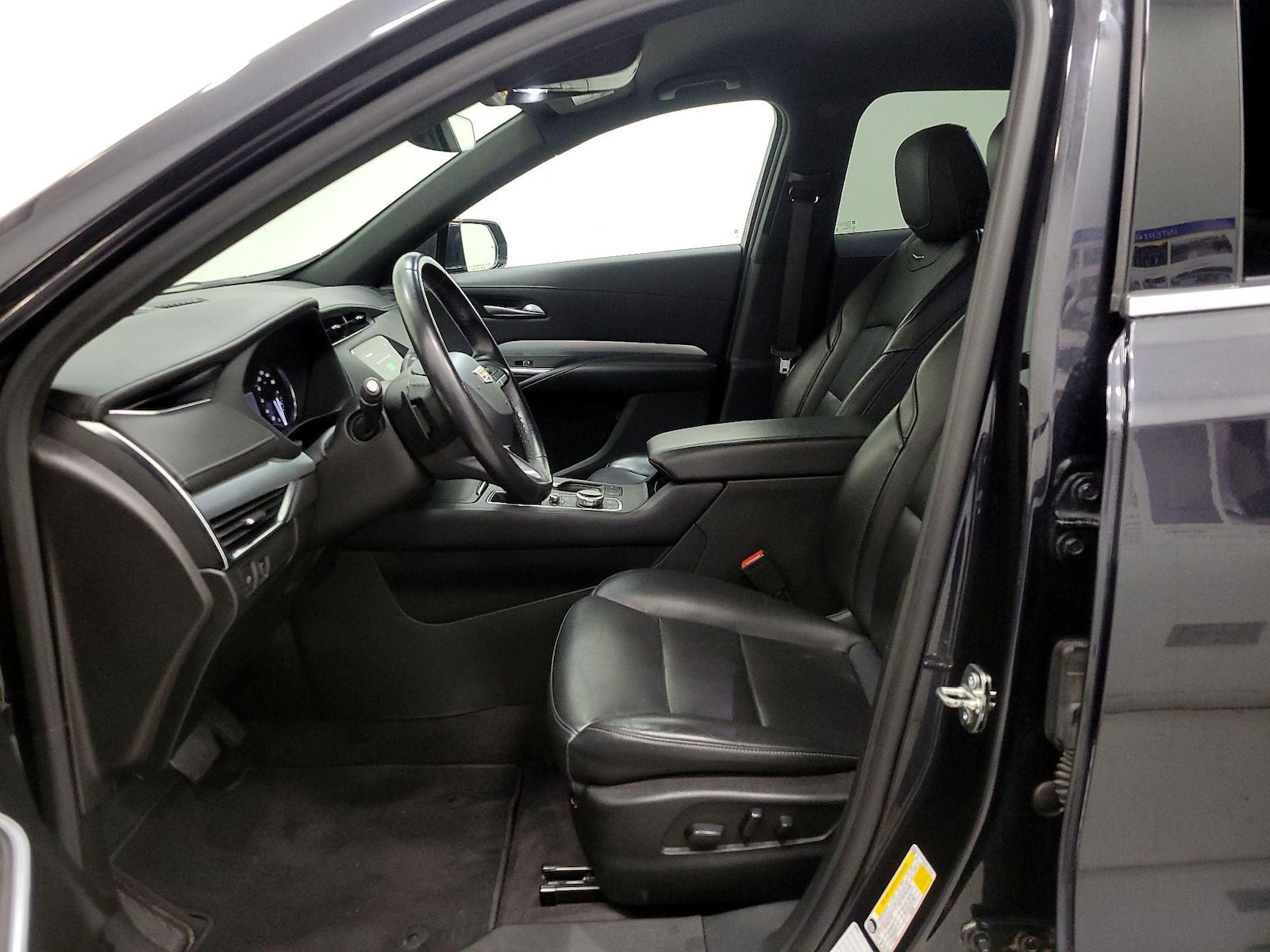 2023 Cadillac XT4 Premium Luxury - Photo 12
