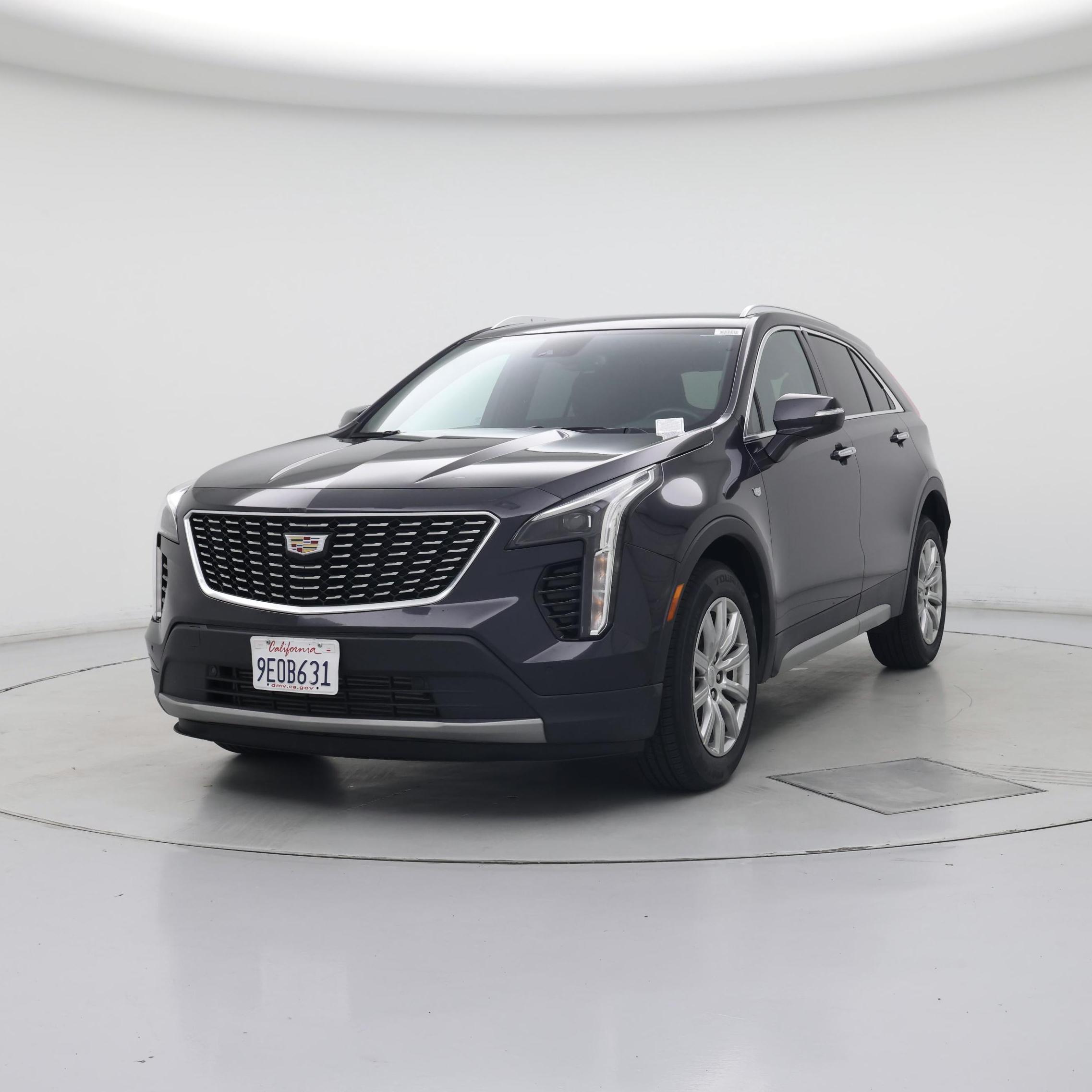Thumbnail: 2023 Cadillac XT4 - 4