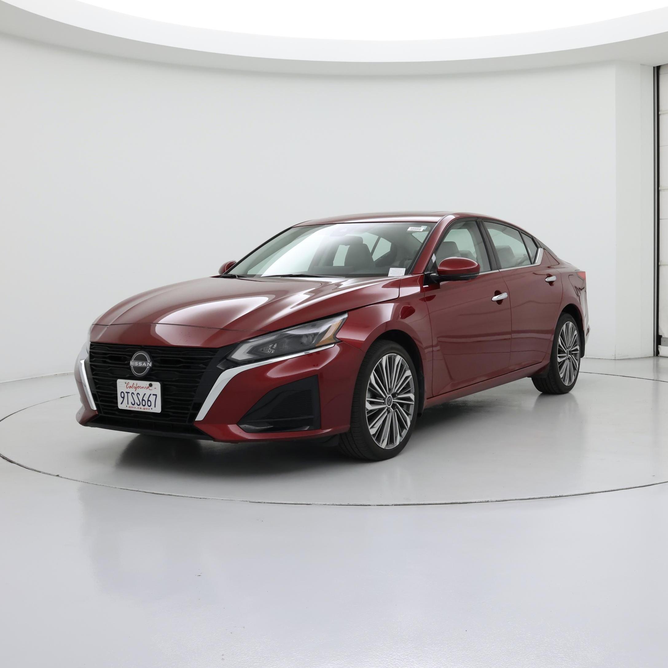 Thumbnail: 2023 Nissan Altima - 4