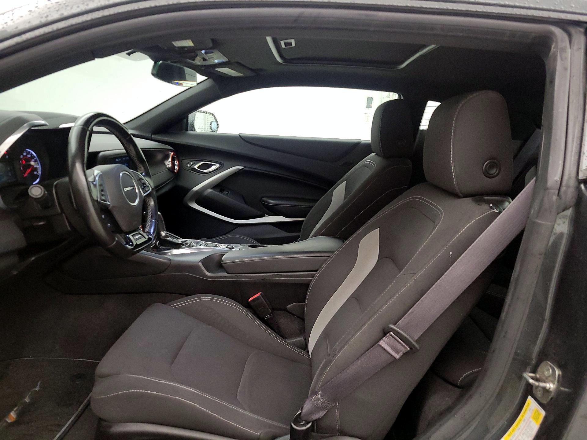 Thumbnail: 2017 Chevrolet Camaro - 11