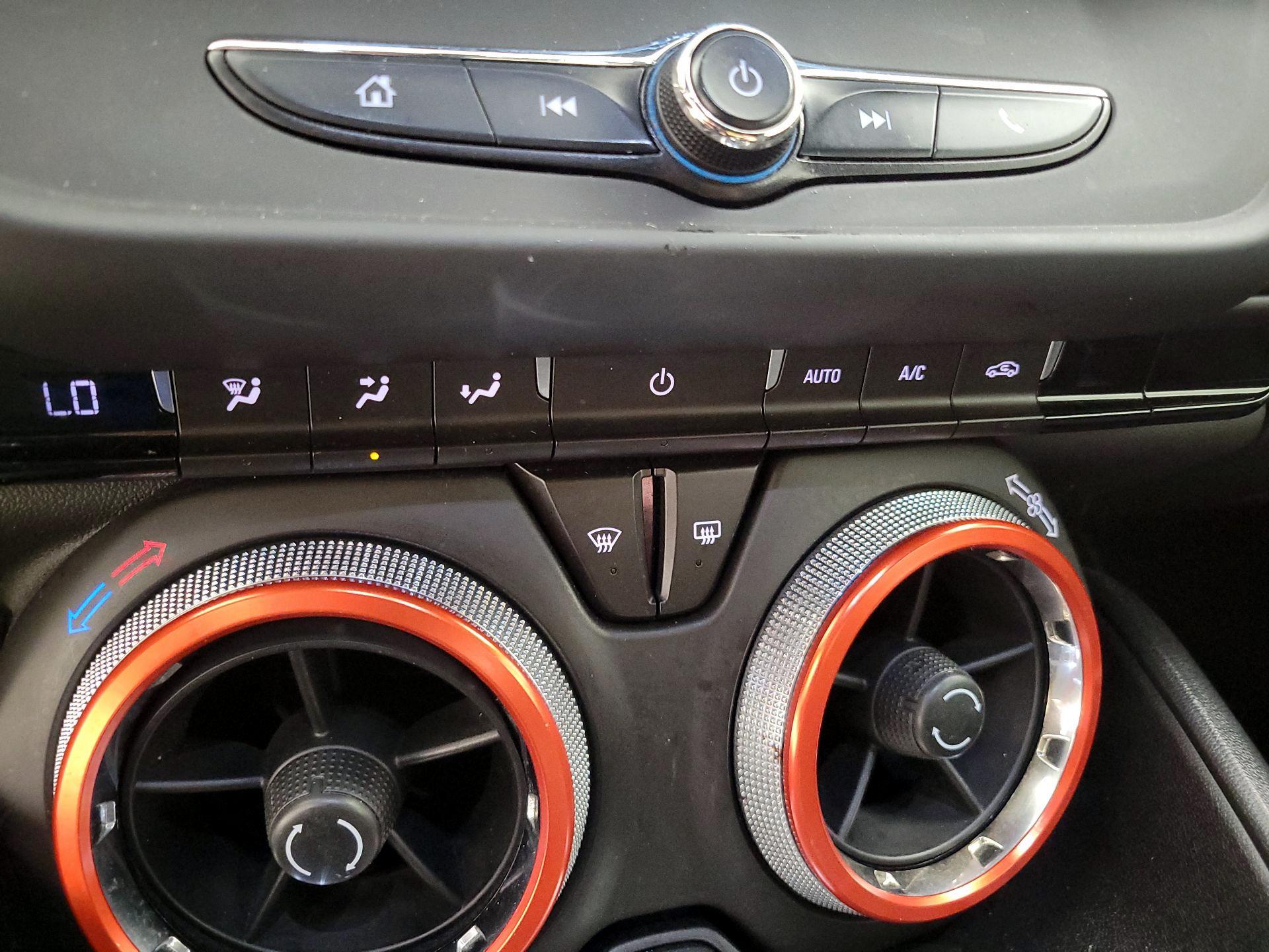 Thumbnail: 2017 Chevrolet Camaro - 16