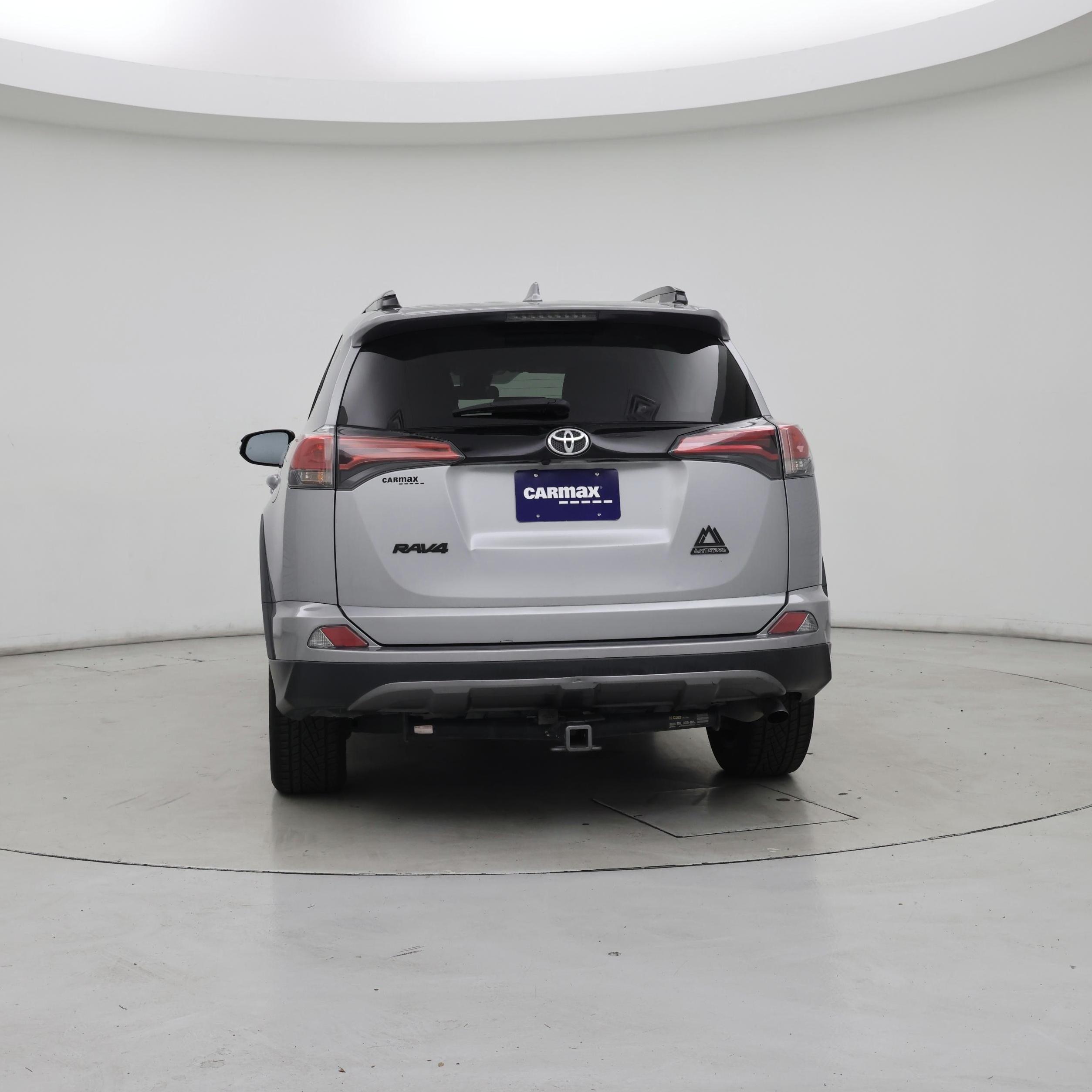 Thumbnail: 2018 Toyota RAV4 - 6