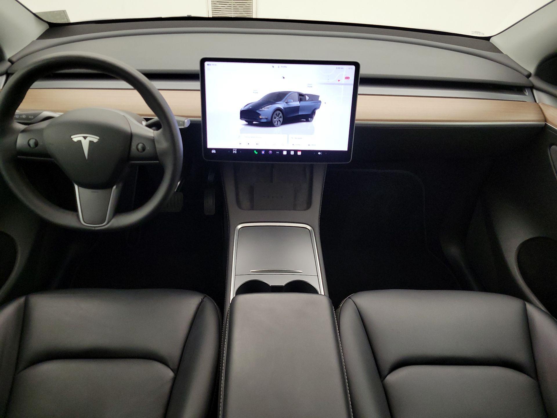 Thumbnail: 2025 Tesla Model Y - 9