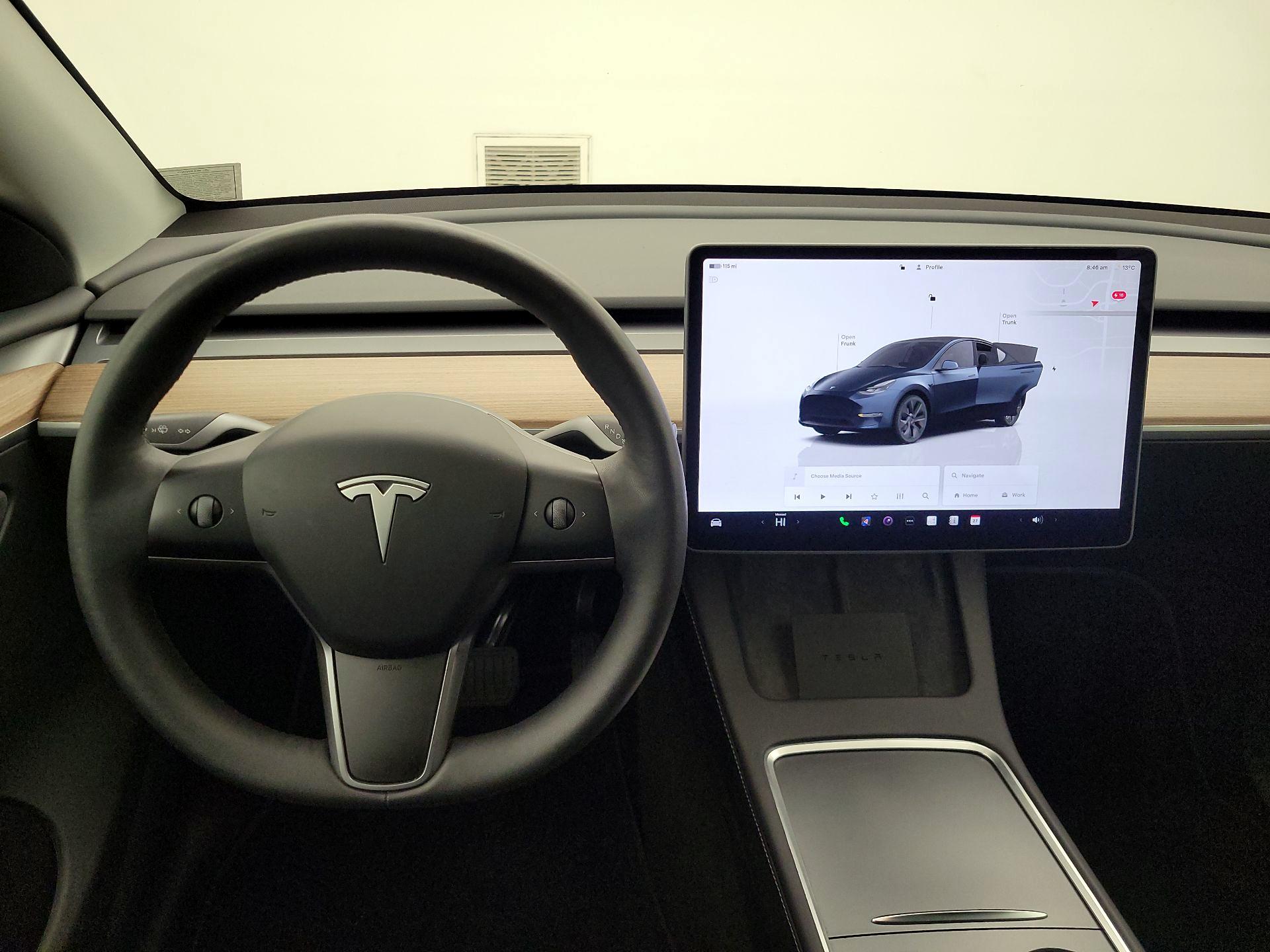 Thumbnail: 2025 Tesla Model Y - 10