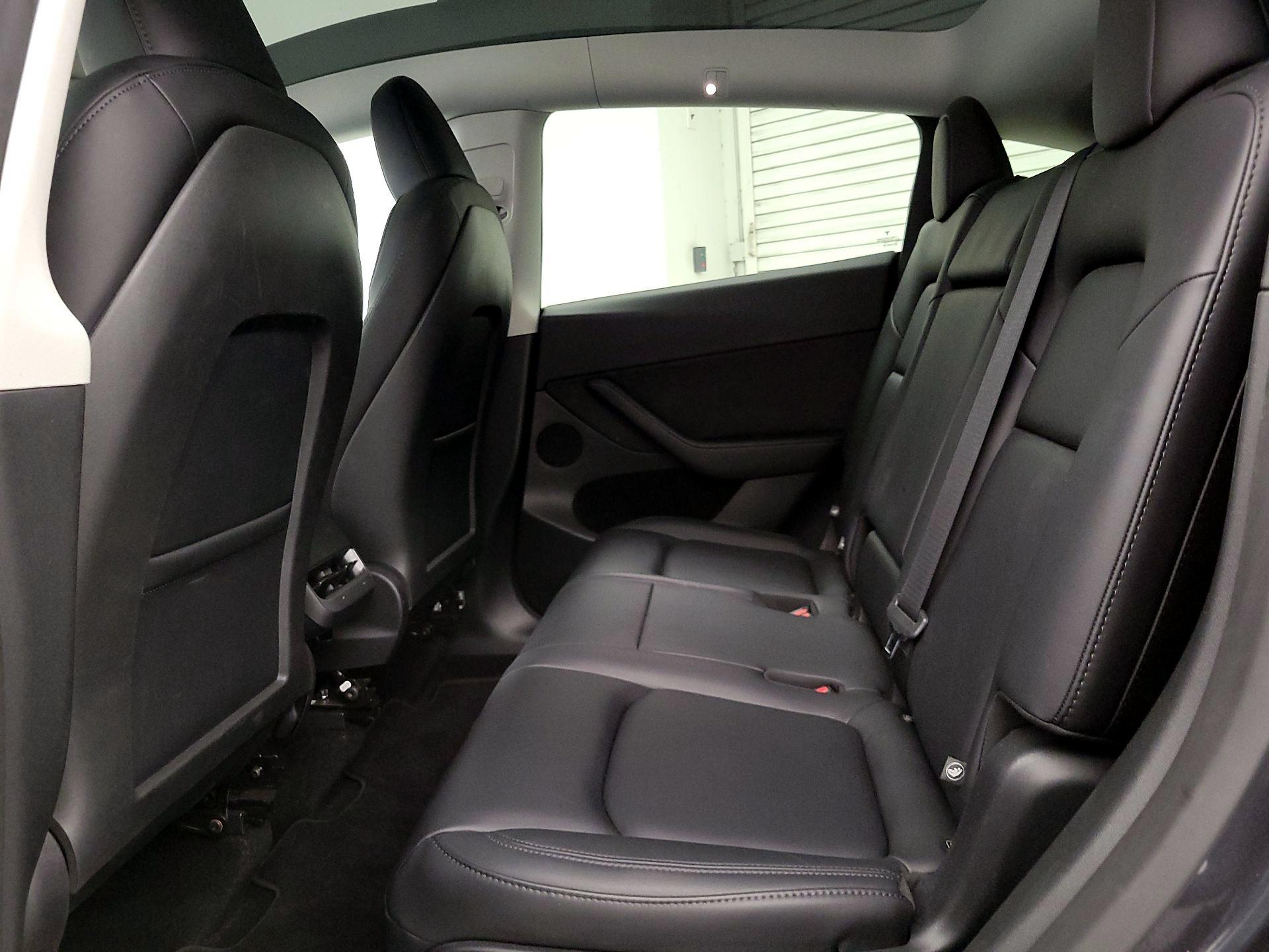 Thumbnail: 2025 Tesla Model Y - 19