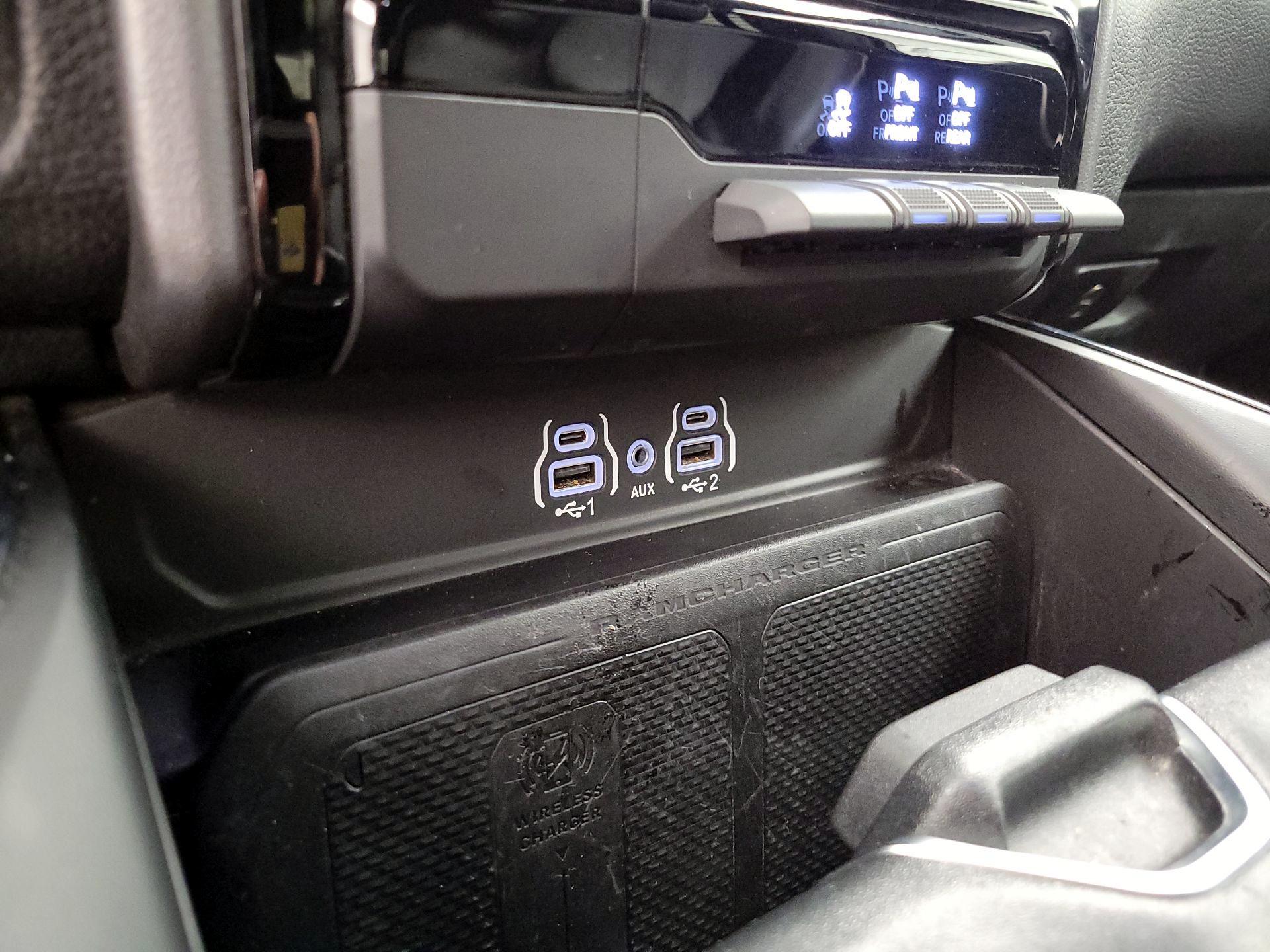 Thumbnail: 2025 RAM 1500 - 19