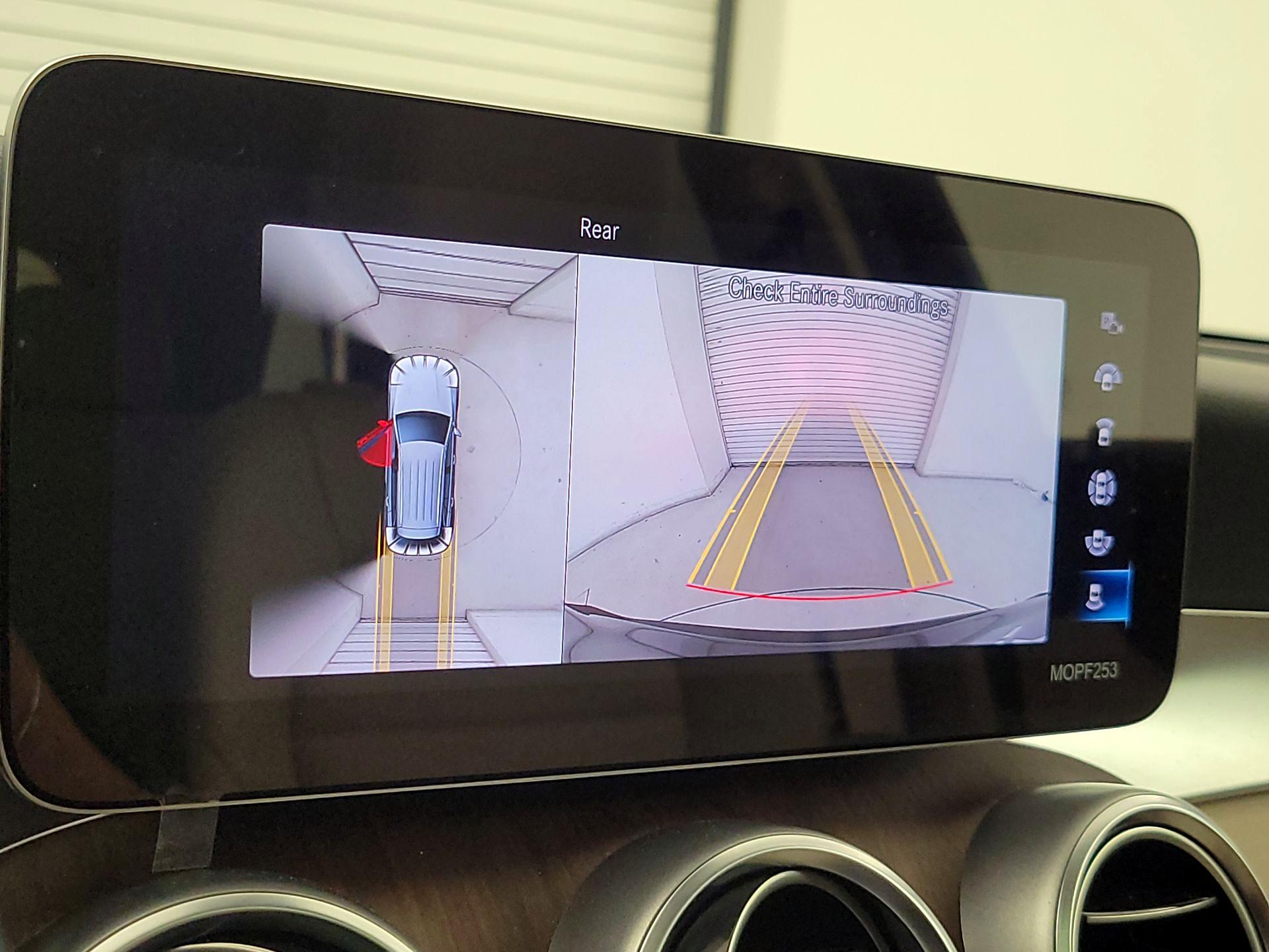 Thumbnail: 2021 Mercedes-Benz GLC - 15