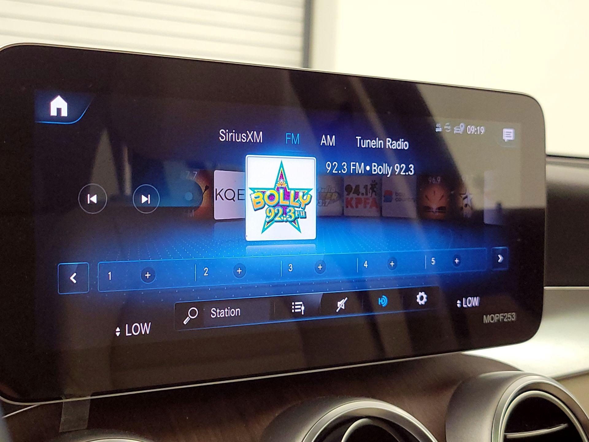 Thumbnail: 2021 Mercedes-Benz GLC - 16