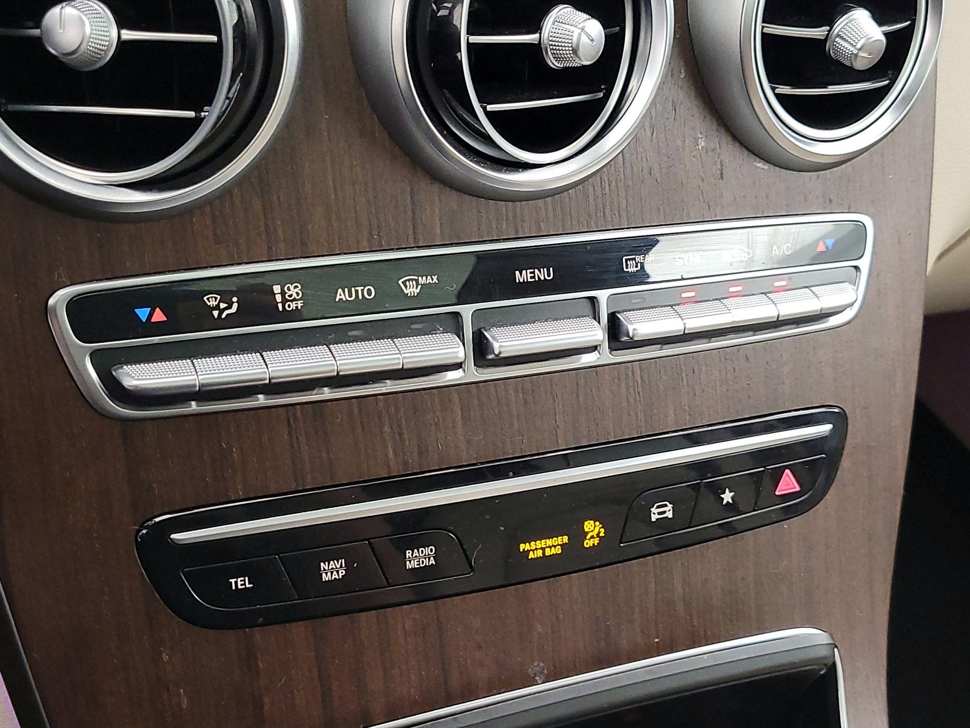 Thumbnail: 2021 Mercedes-Benz GLC - 17