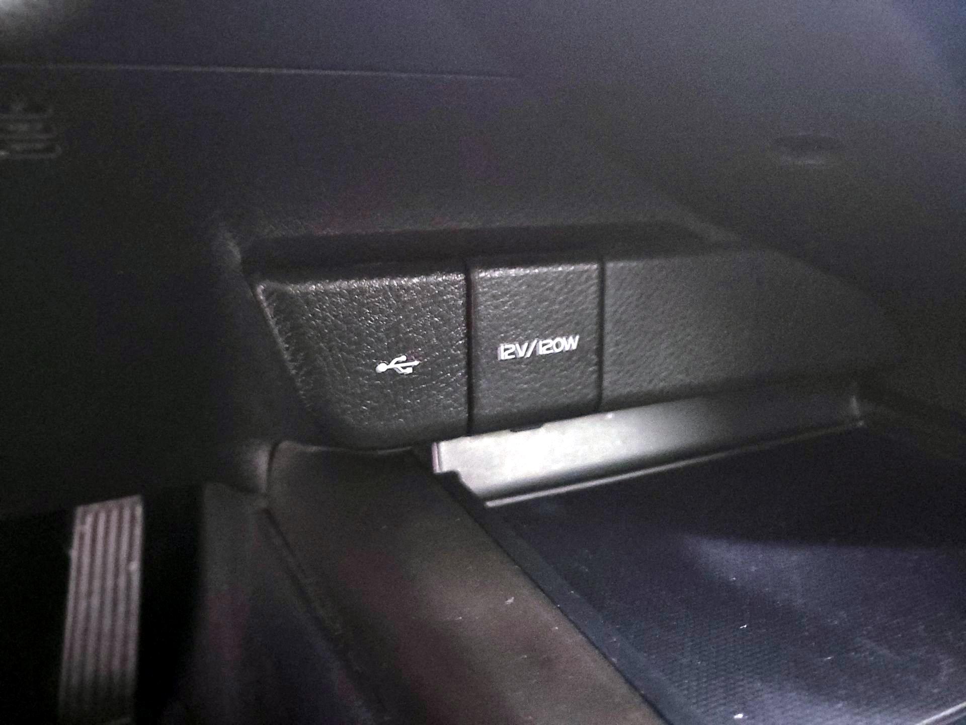 Thumbnail: 2021 Toyota Camry - 18