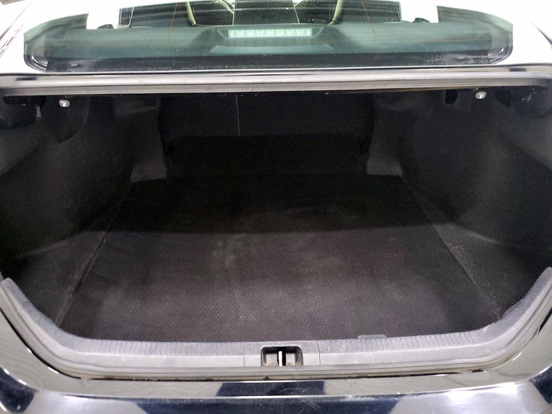 Thumbnail: 2021 Toyota Camry - 20