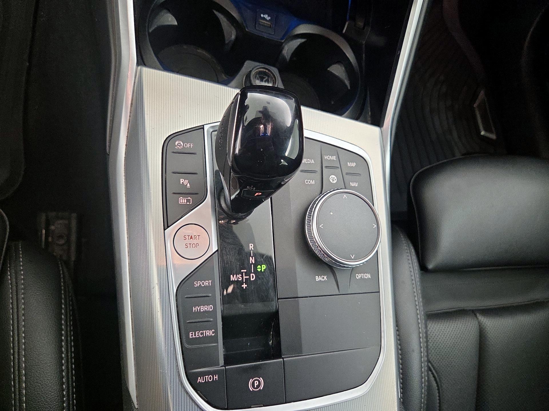 Thumbnail: 2022 BMW 3 Series - 18