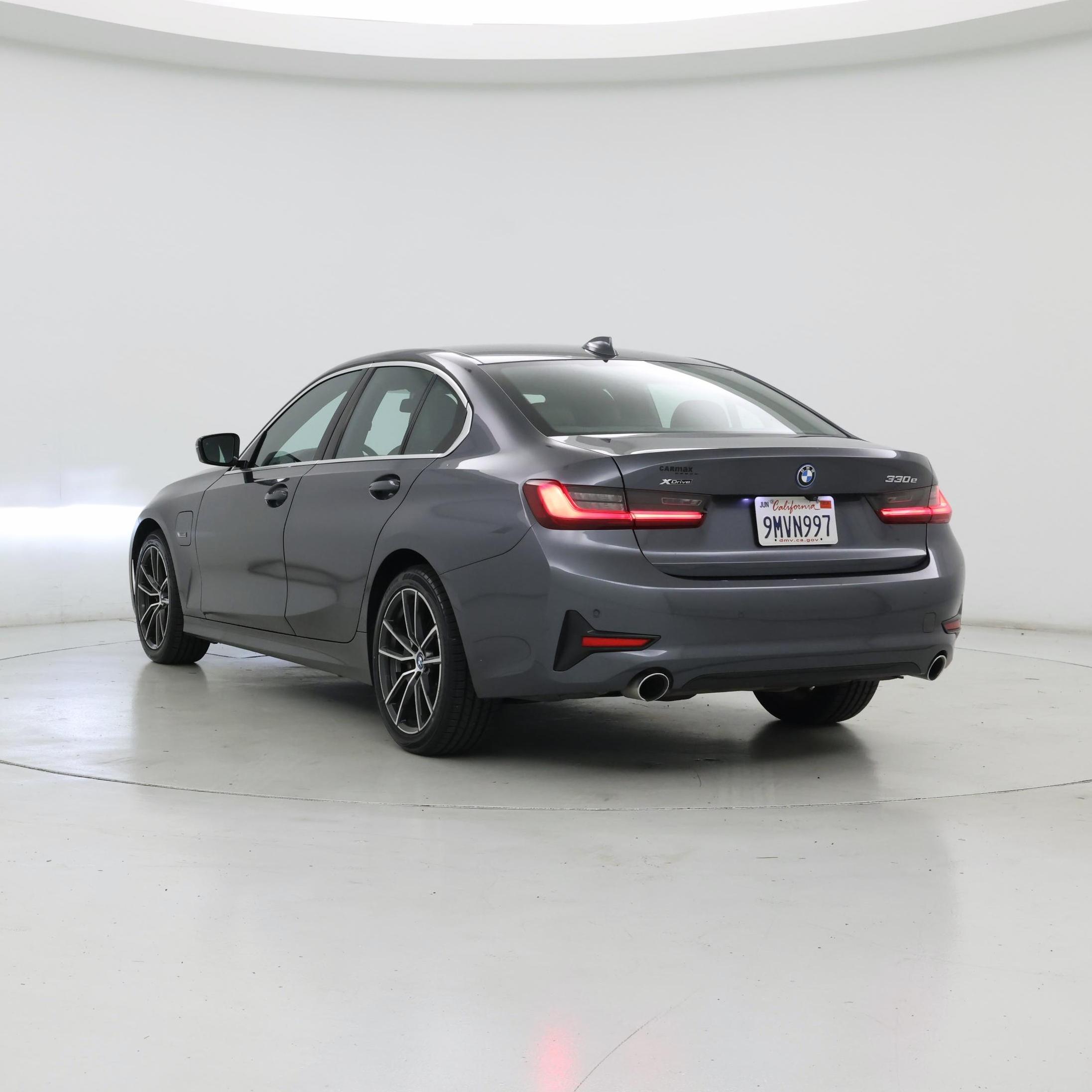 Thumbnail: 2022 BMW 3 Series - 2