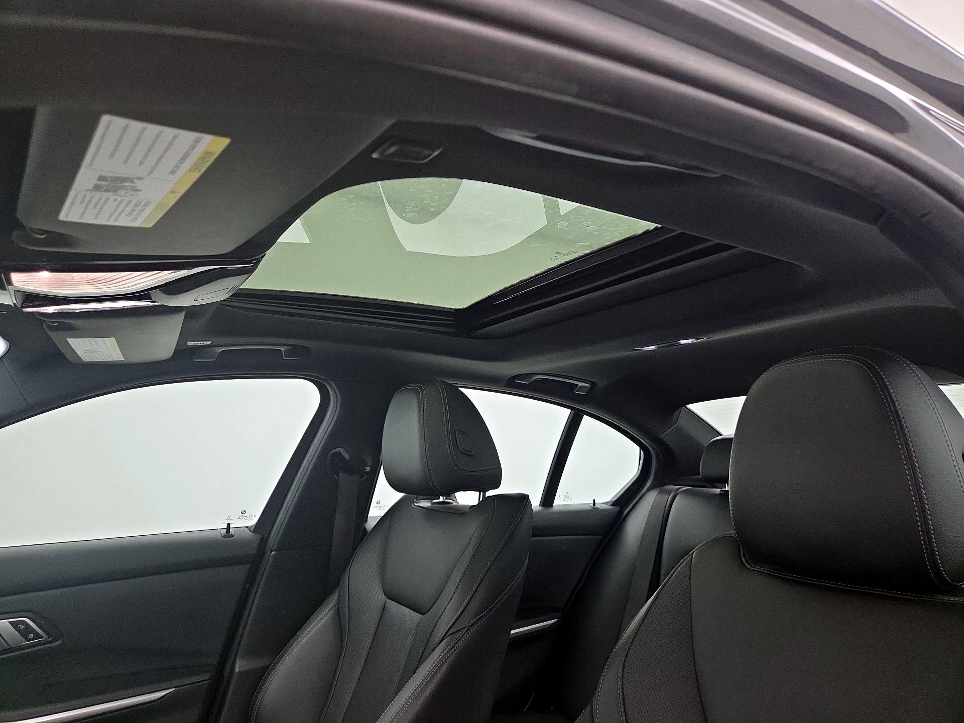 Thumbnail: 2022 BMW 3 Series - 20