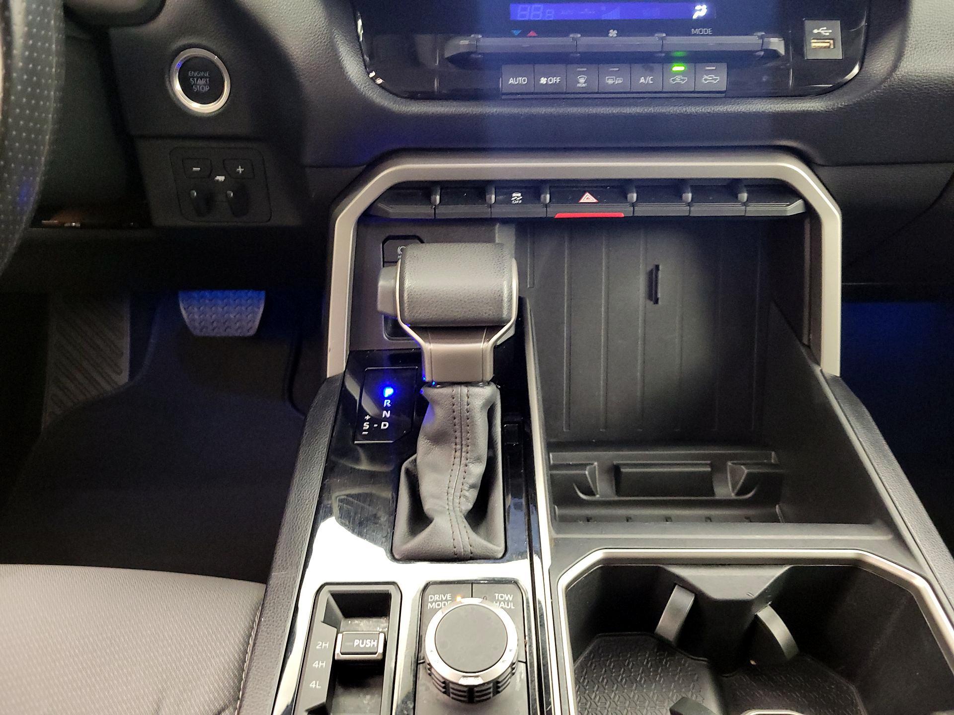 Thumbnail: 2024 Toyota Tundra - 17