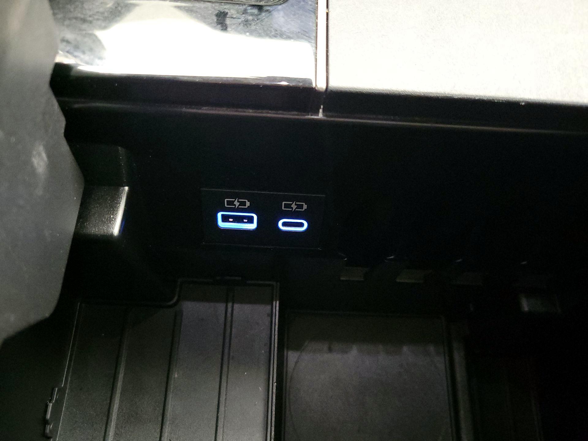 Thumbnail: 2024 Toyota Tundra - 18