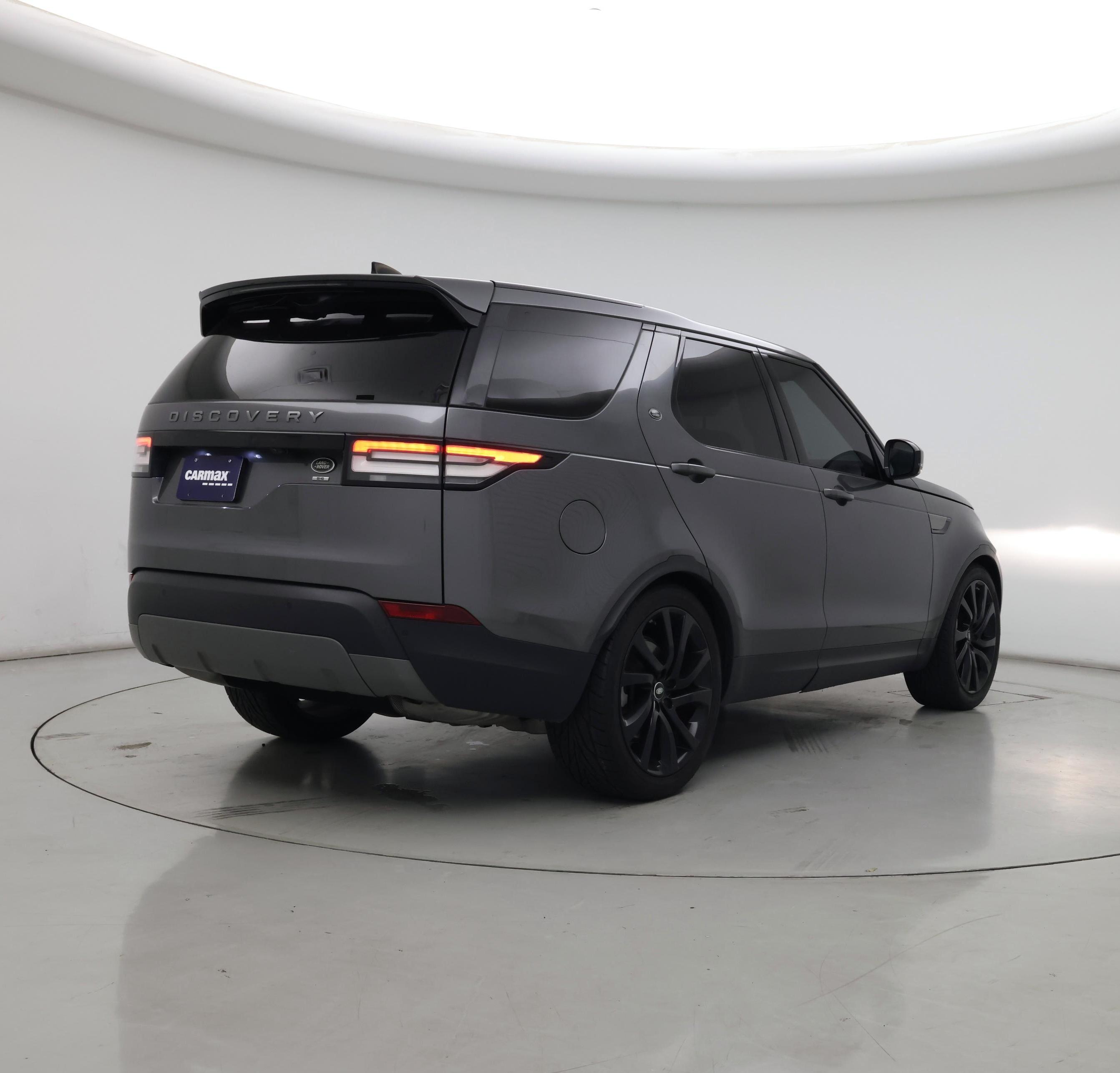 Thumbnail: 2018 Land Rover Discovery - 8