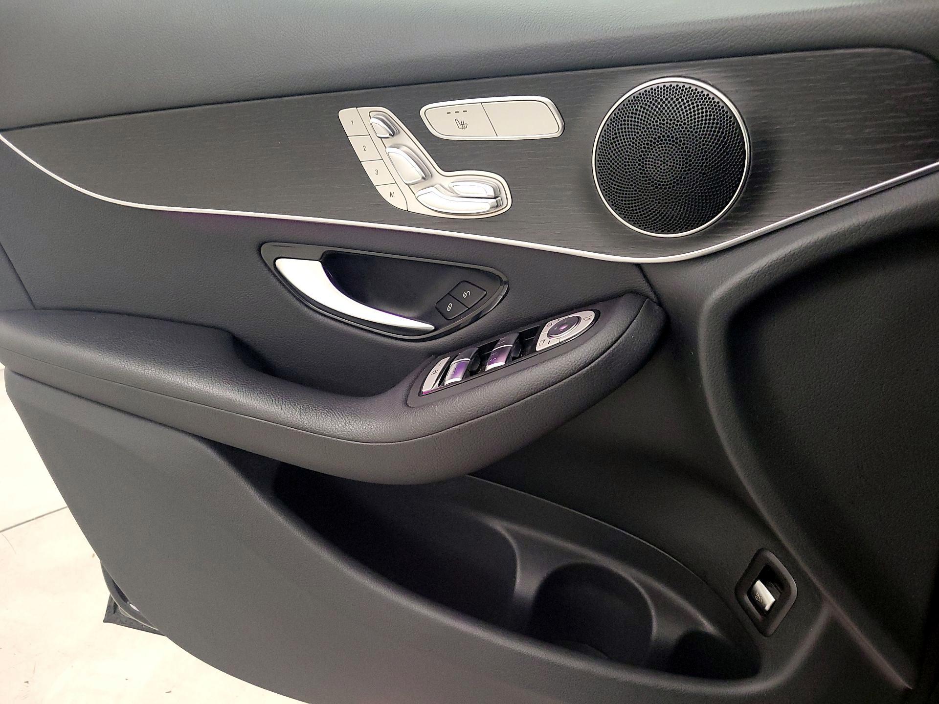 Thumbnail: 2020 Mercedes-Benz GLC - 12