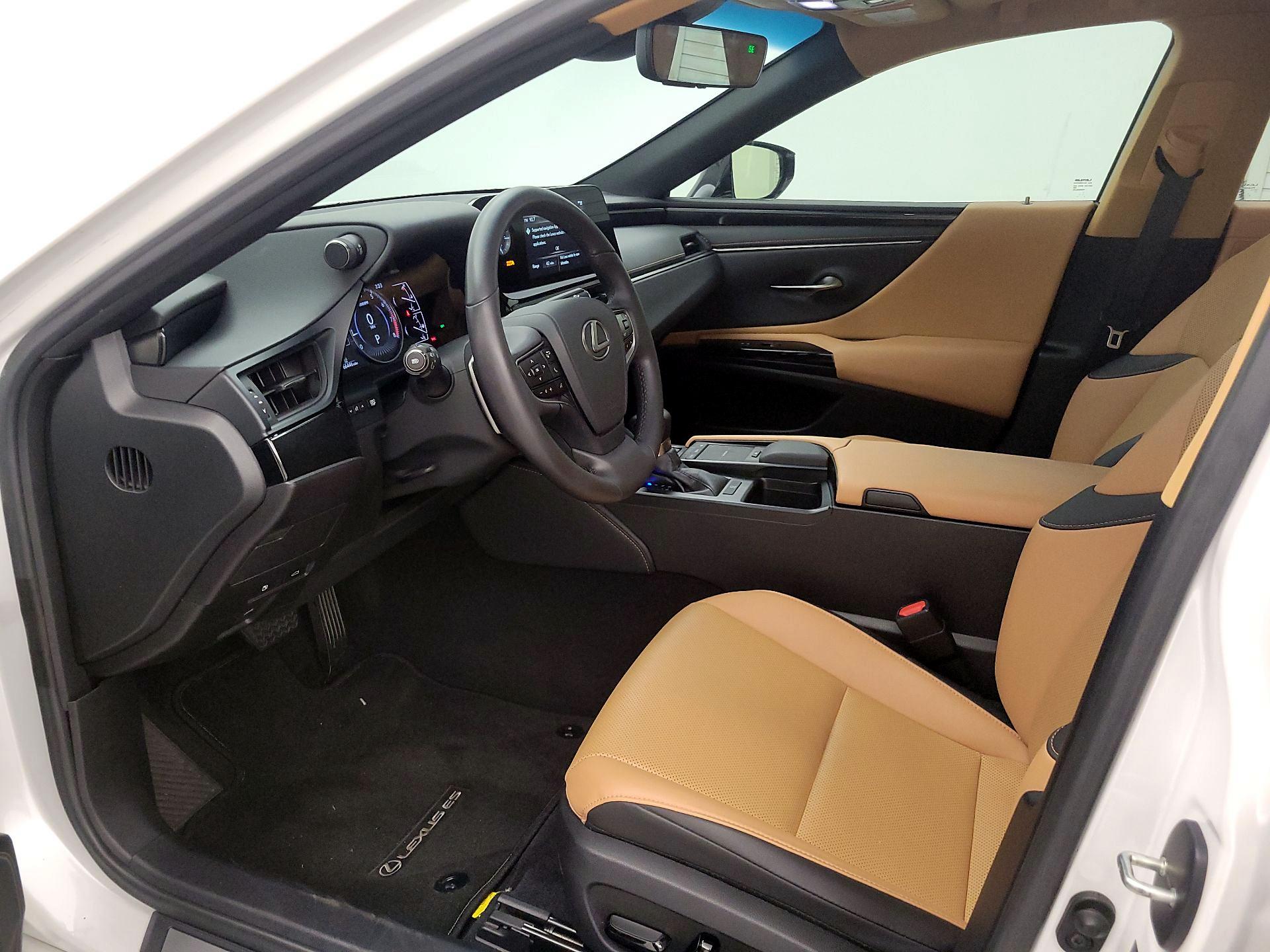 Thumbnail: 2022 Lexus ES - 11