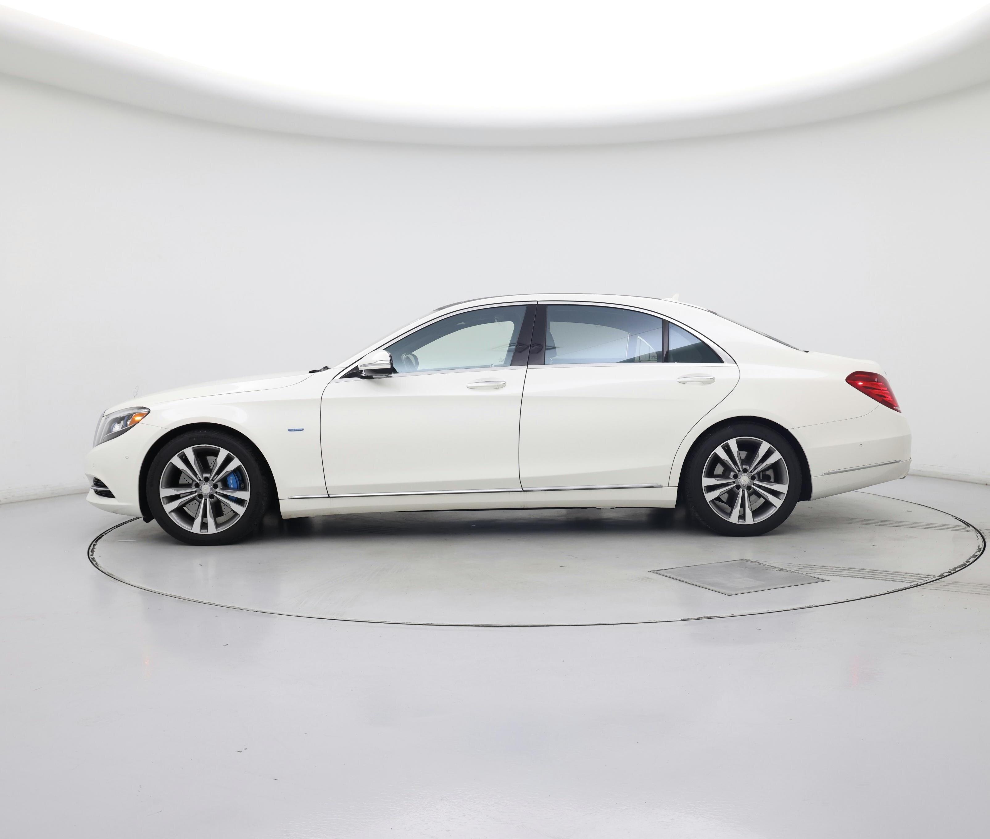 Thumbnail: 2017 Mercedes-Benz S-Class - 3