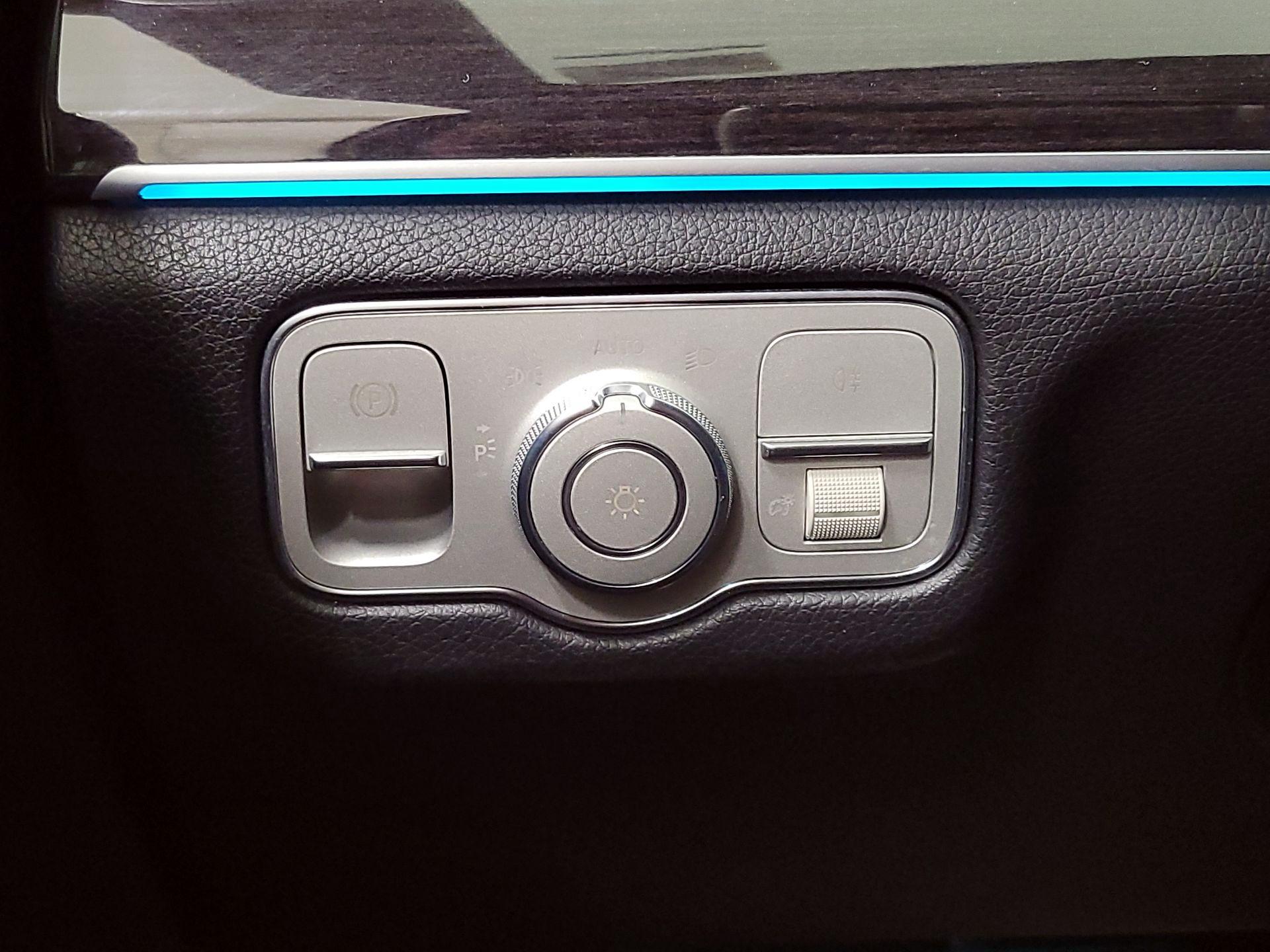 Thumbnail: 2020 Mercedes-Benz GLE - 13