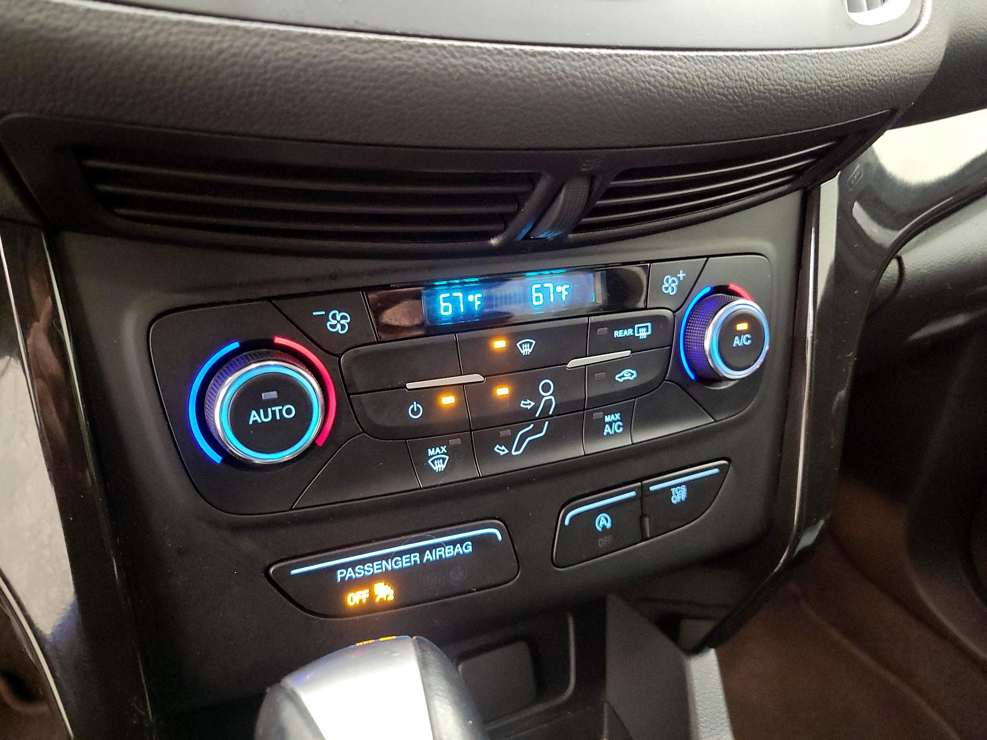 Thumbnail: 2017 Ford Escape - 16