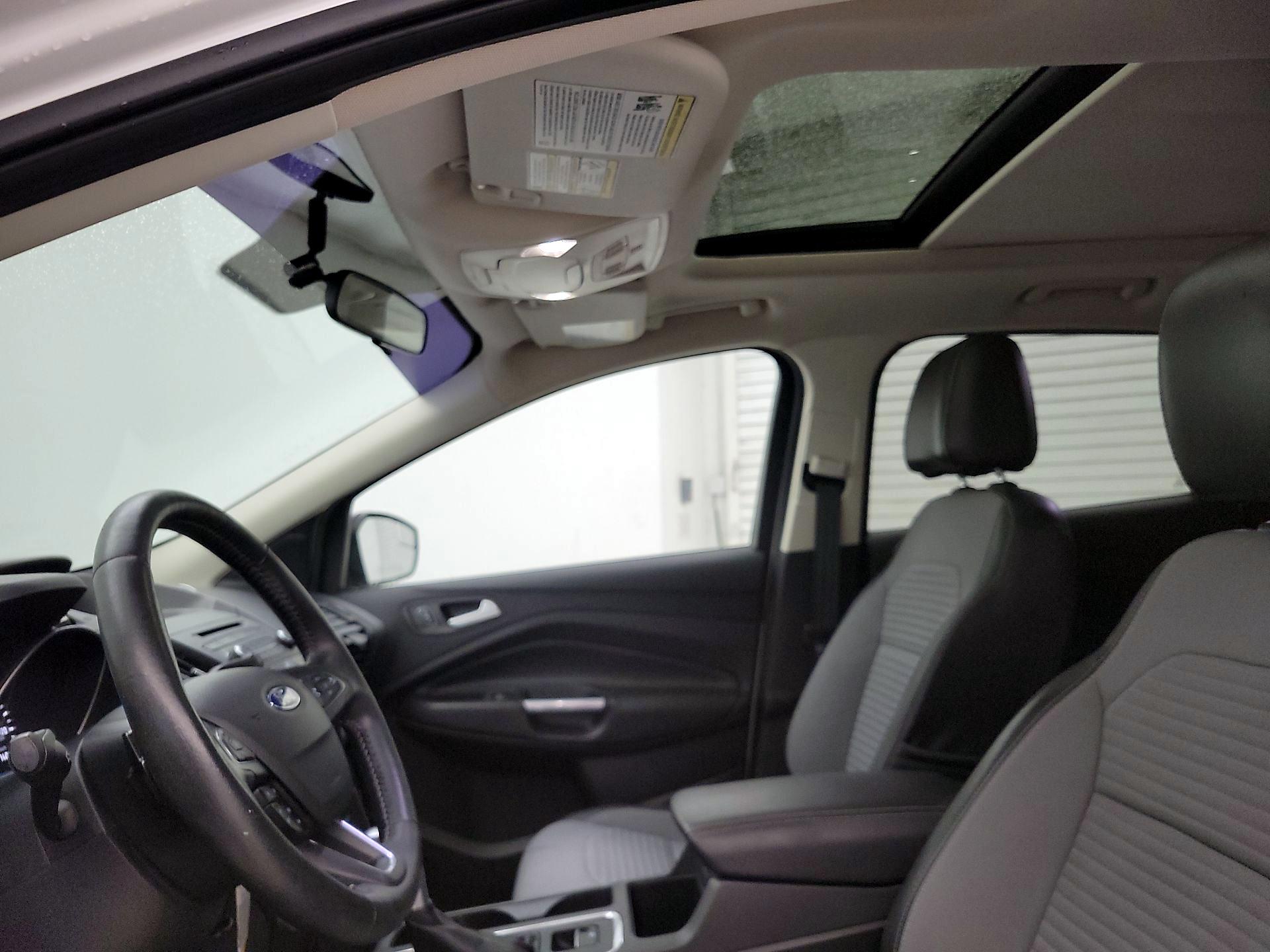 Thumbnail: 2017 Ford Escape - 19