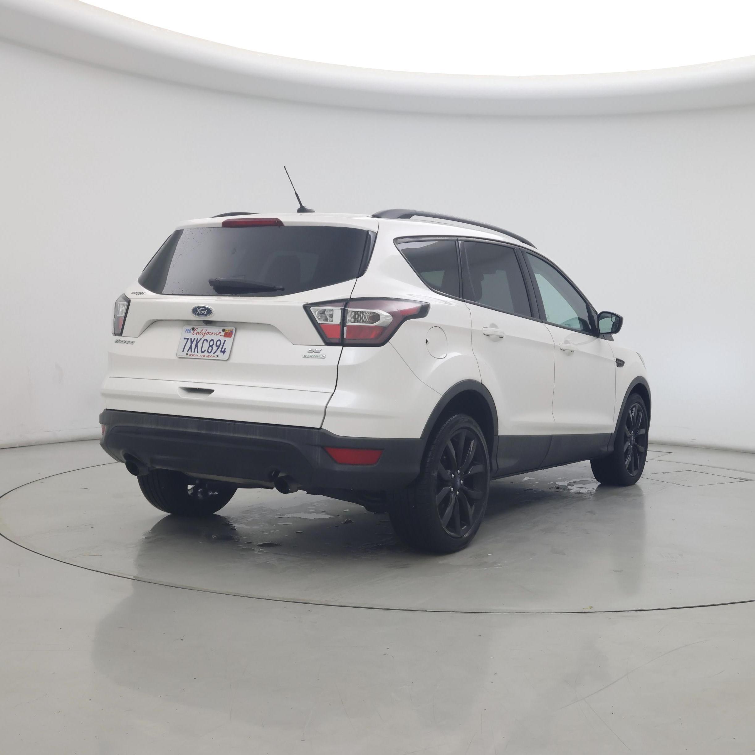 Thumbnail: 2017 Ford Escape - 8