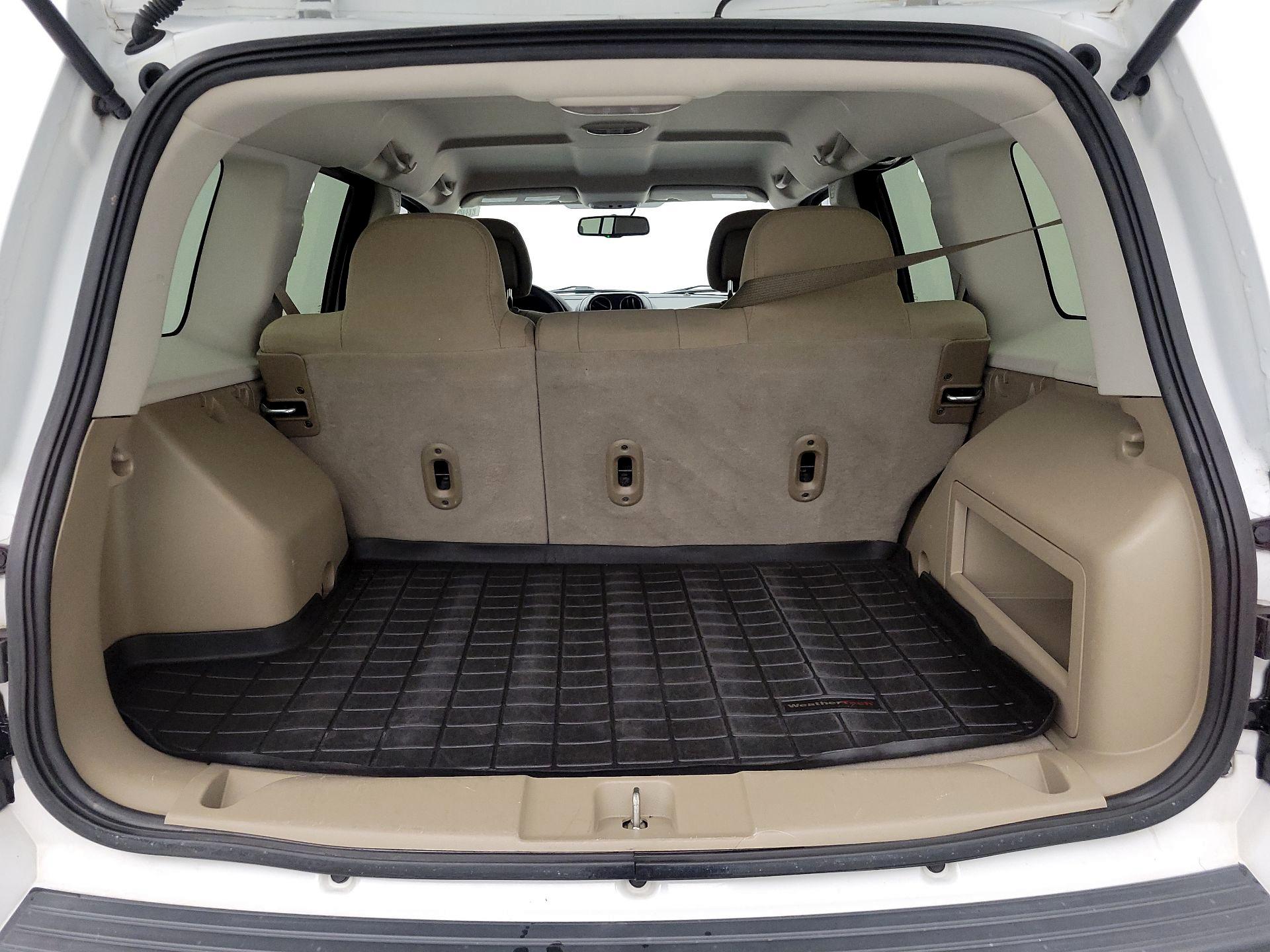 Thumbnail: 2017 Jeep Patriot - 17