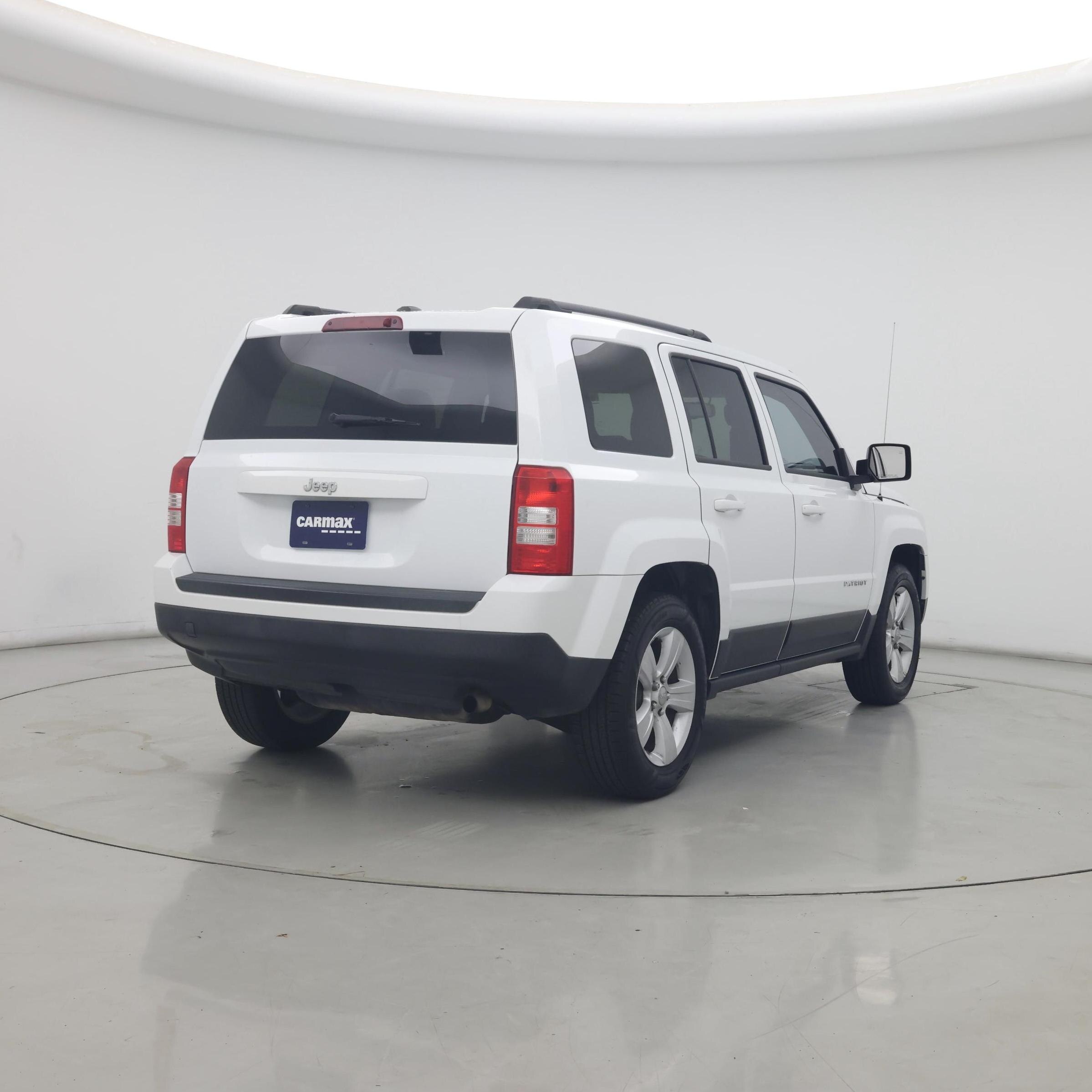 Thumbnail: 2017 Jeep Patriot - 8