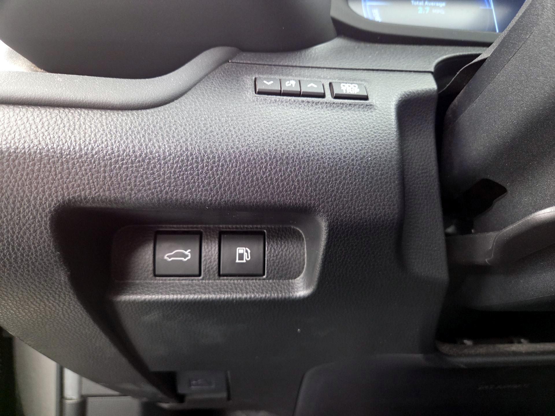 Thumbnail: 2024 Toyota Crown - 13