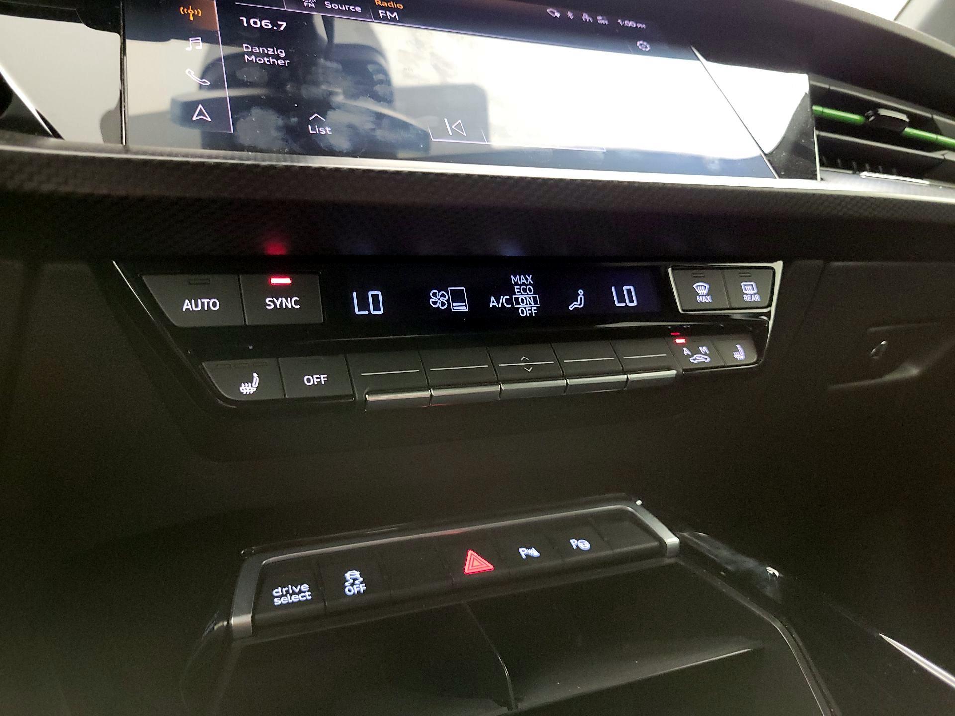 Thumbnail: 2023 Audi RS 3 - 17