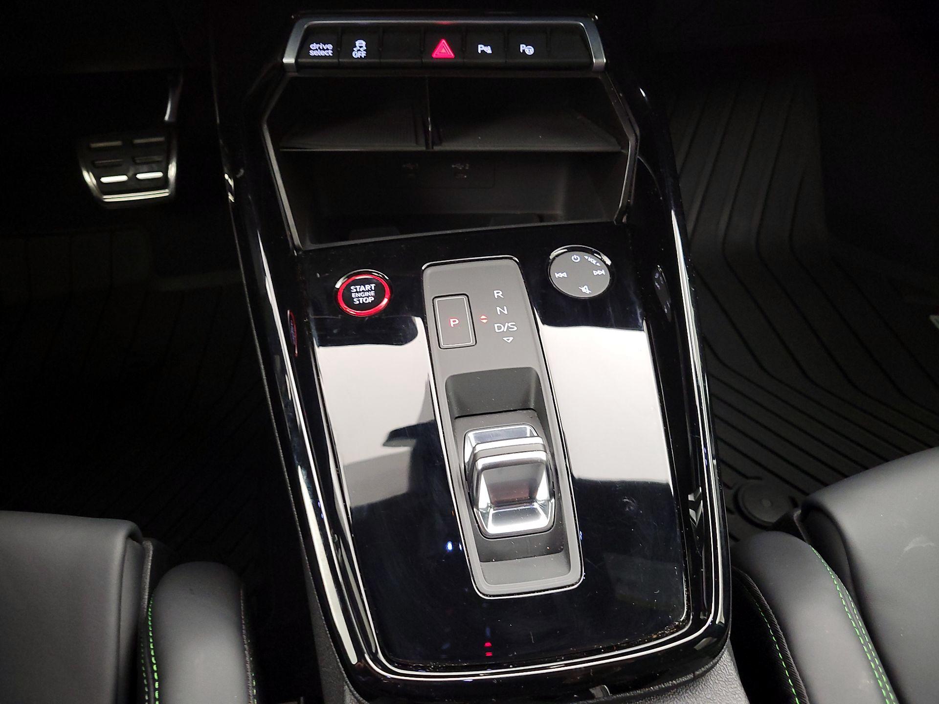 Thumbnail: 2023 Audi RS 3 - 18