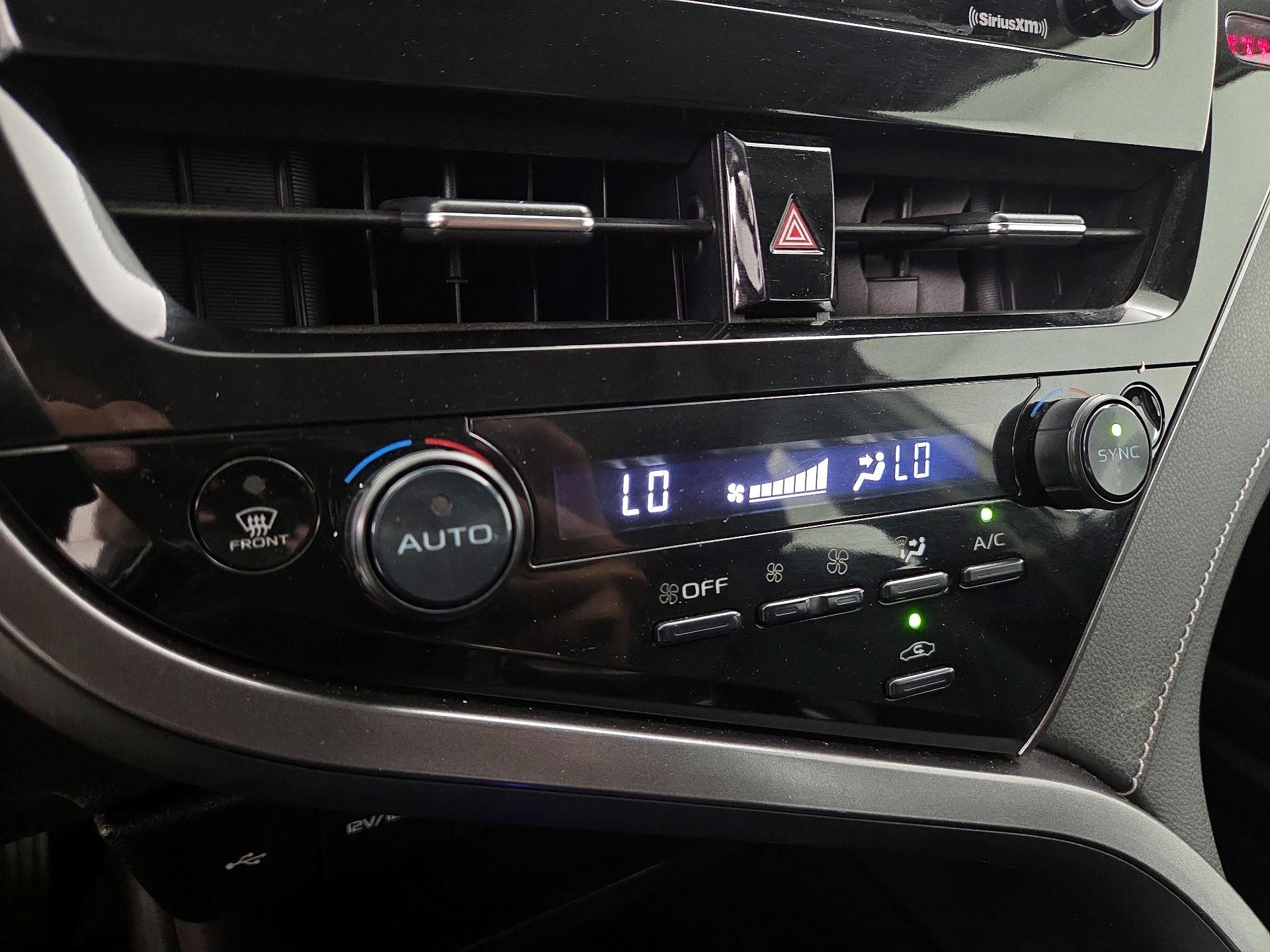 Thumbnail: 2023 Toyota Camry - 16