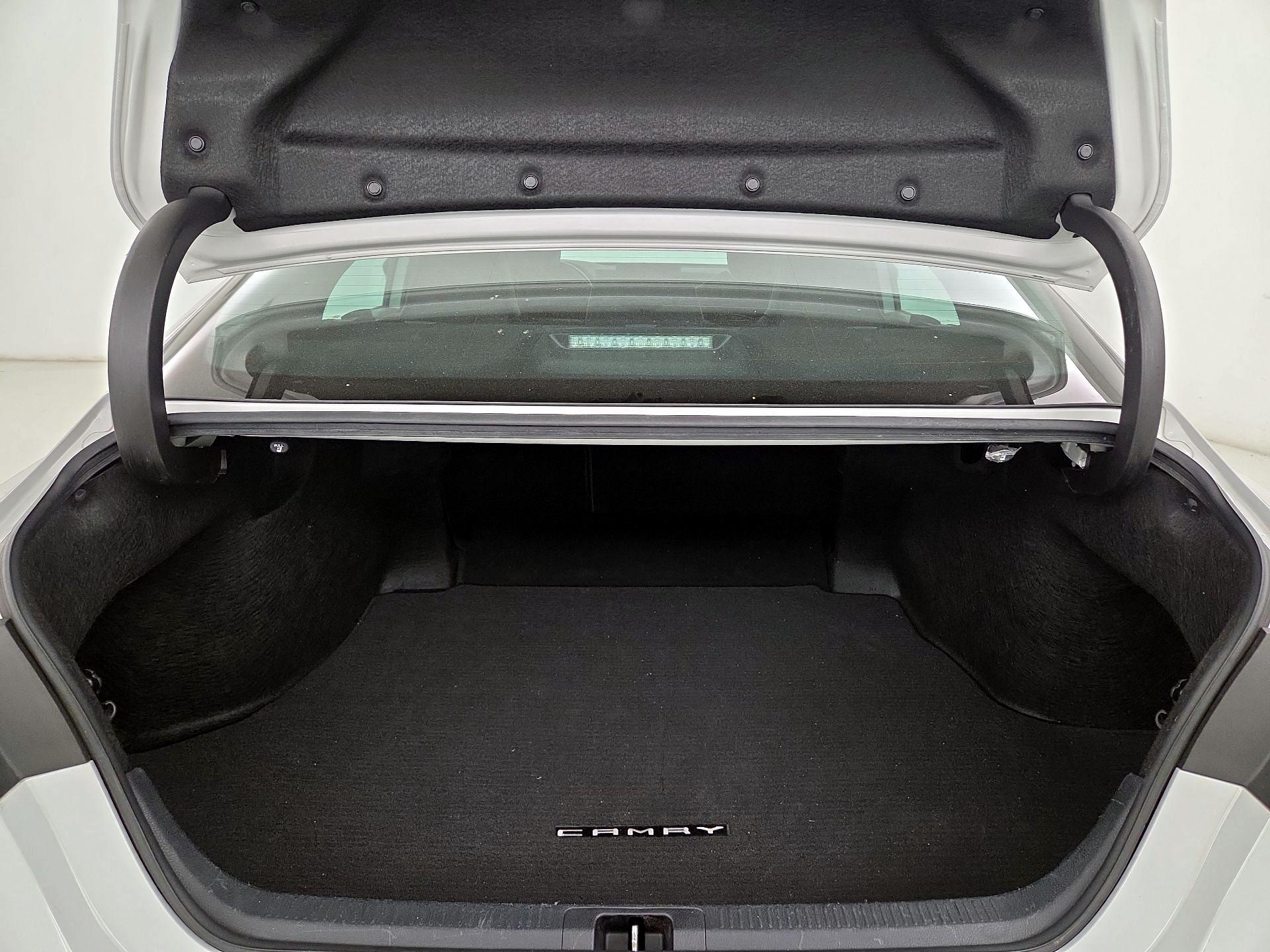 Thumbnail: 2023 Toyota Camry - 20