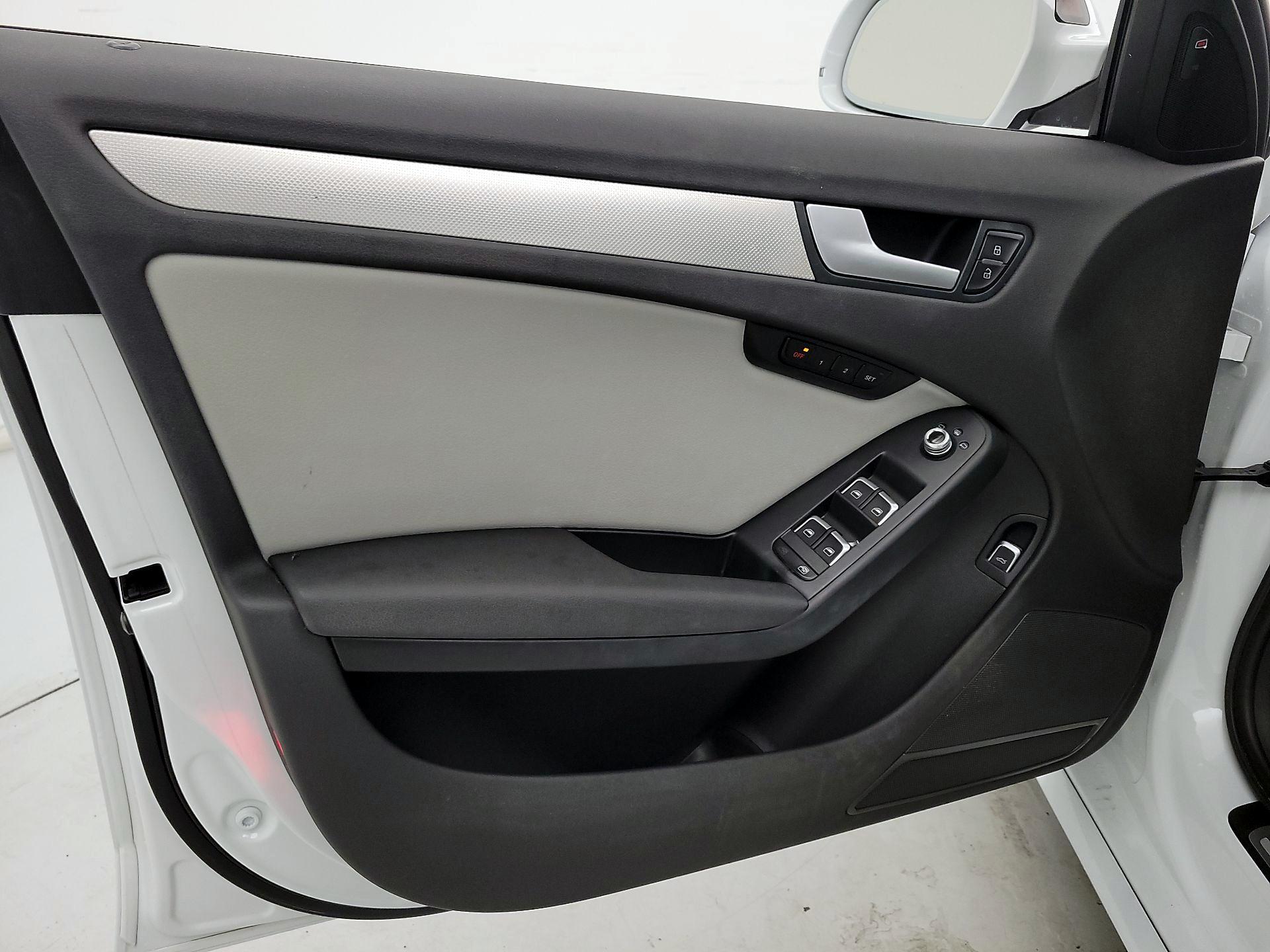 Thumbnail: 2015 Audi A4 - 12