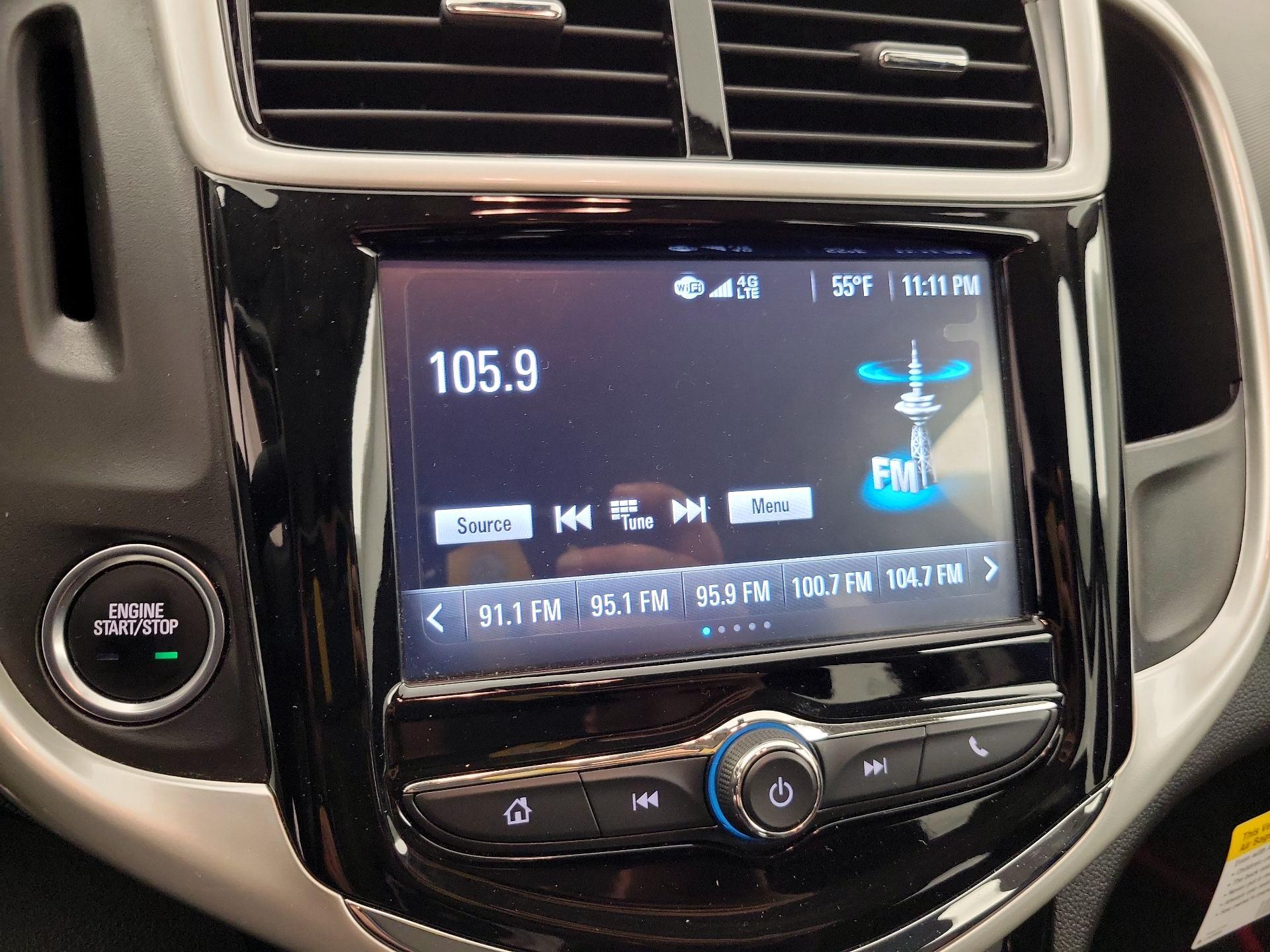 Thumbnail: 2017 Chevrolet Sonic - 15