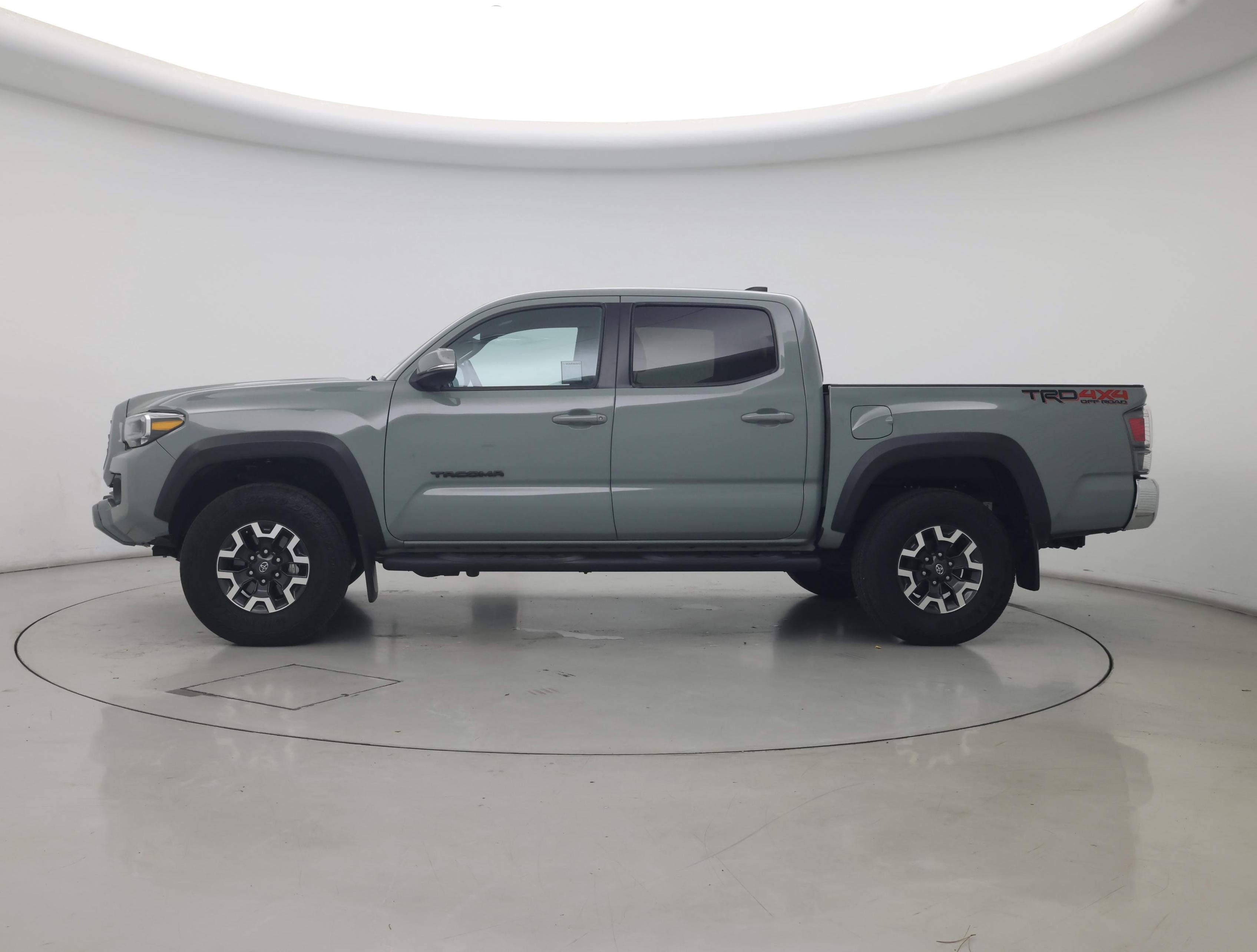 Thumbnail: 2023 Toyota Tacoma - 3