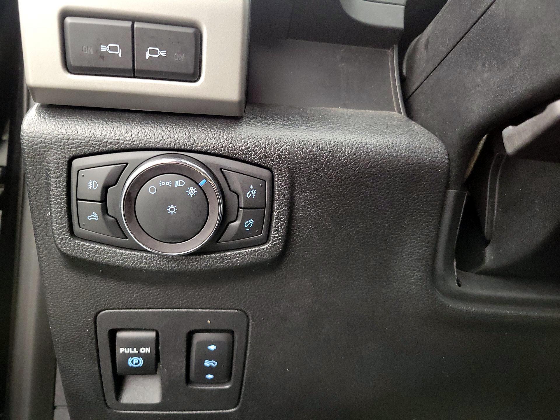 Thumbnail: 2019 Ford F-150 - 13