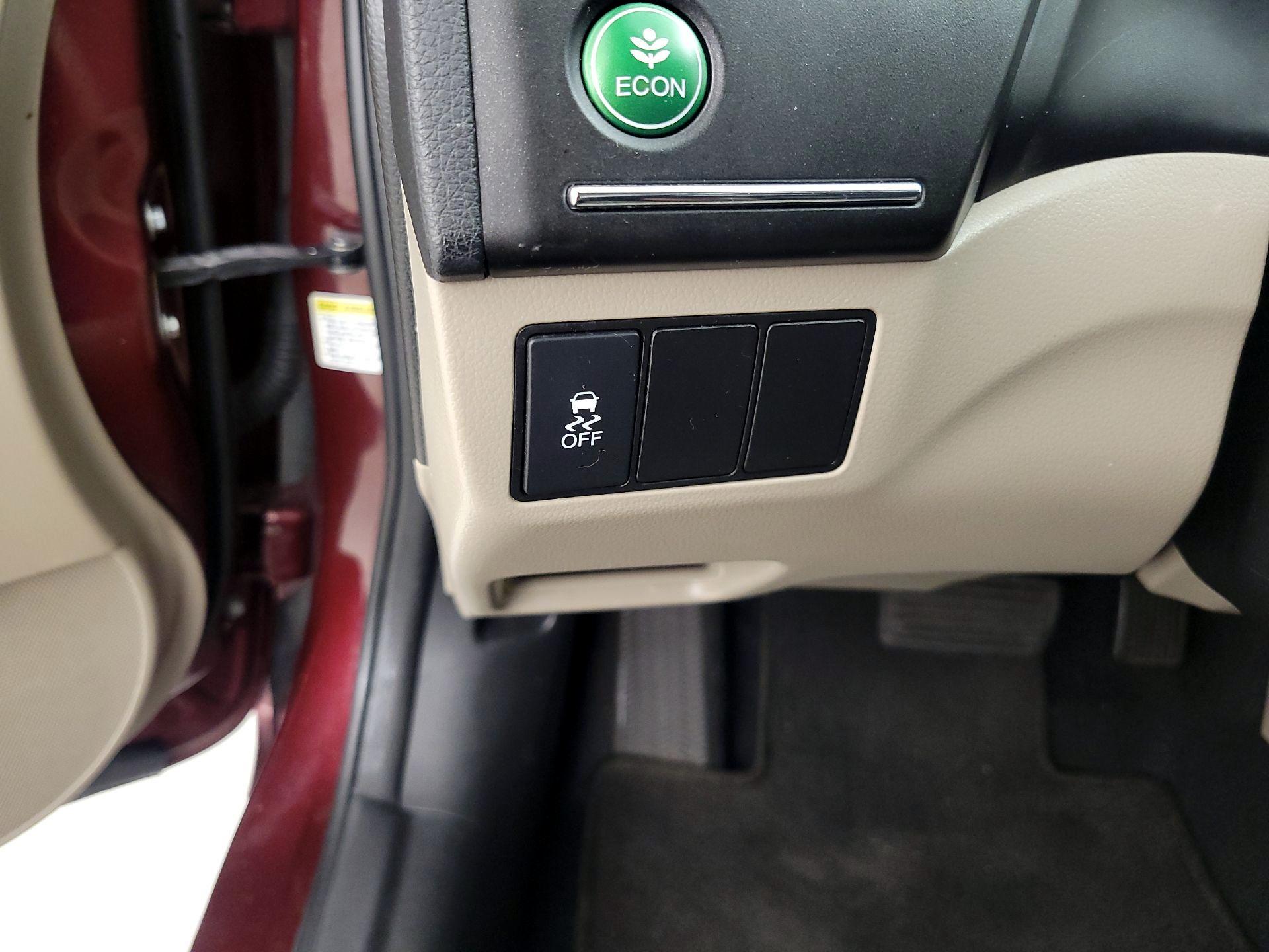 Thumbnail: 2015 Honda Civic - 13