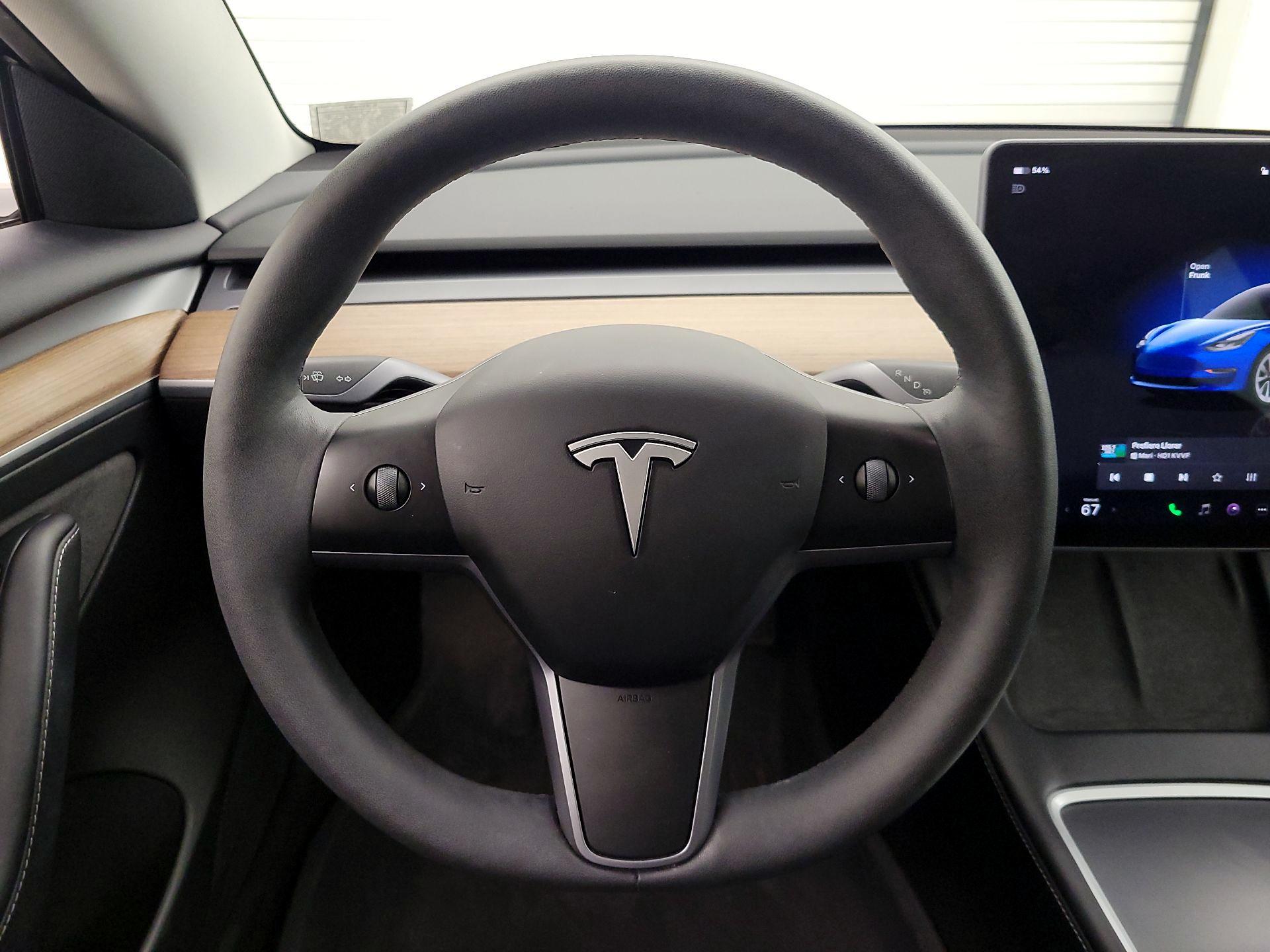 Thumbnail: 2023 Tesla Model 3 - 10