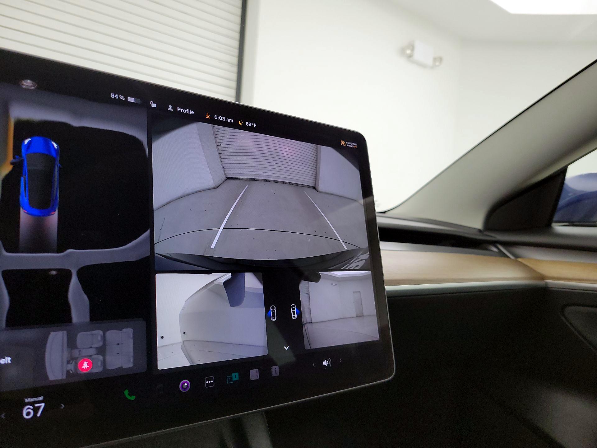 Thumbnail: 2023 Tesla Model 3 - 14