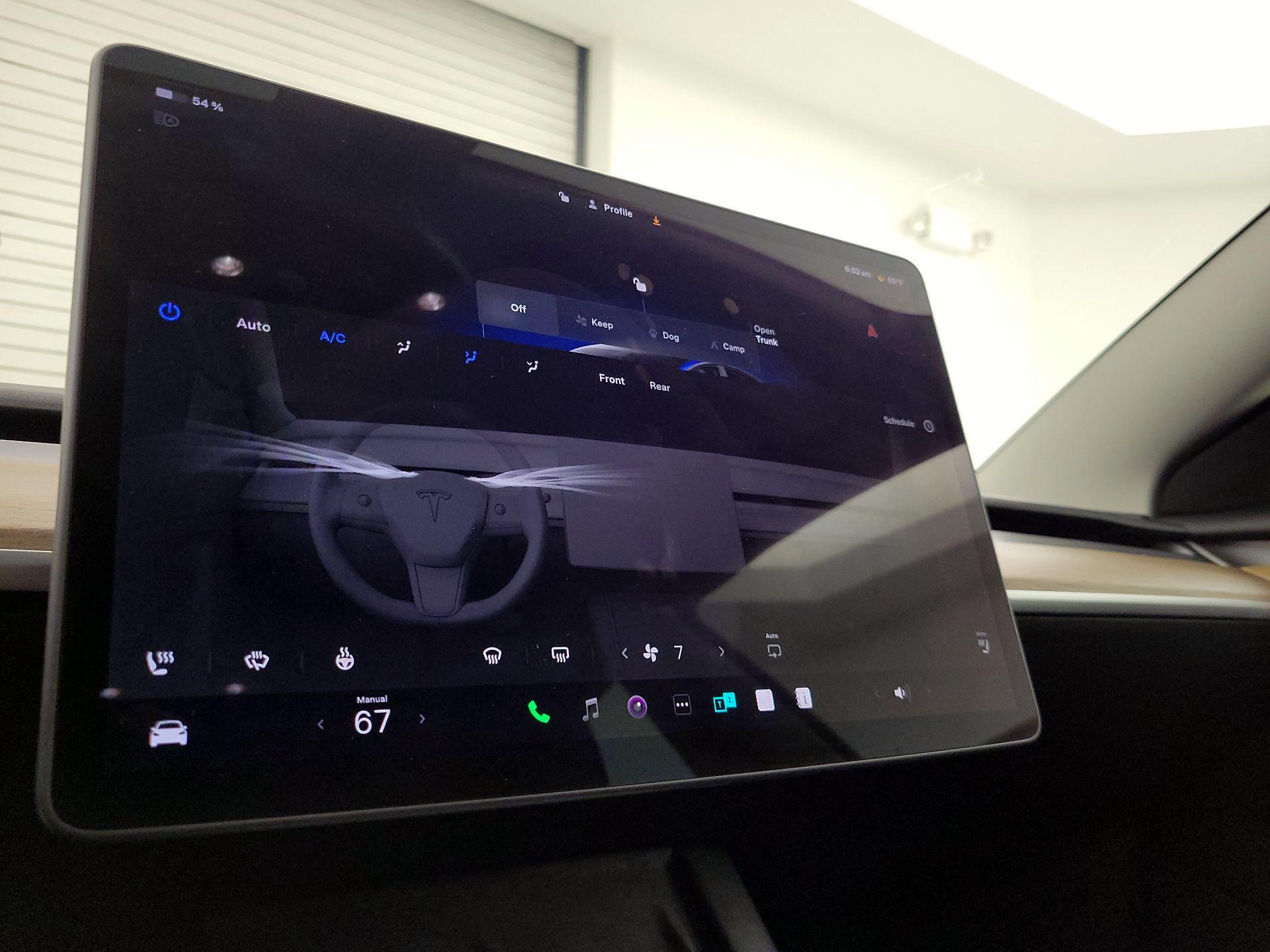 Thumbnail: 2023 Tesla Model 3 - 16