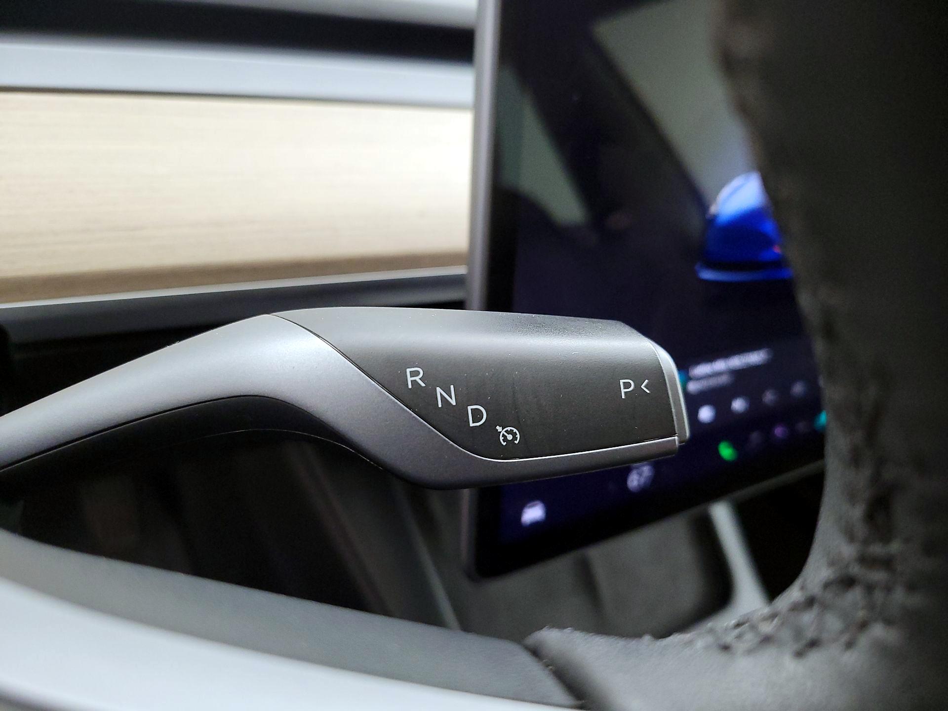 Thumbnail: 2023 Tesla Model 3 - 17